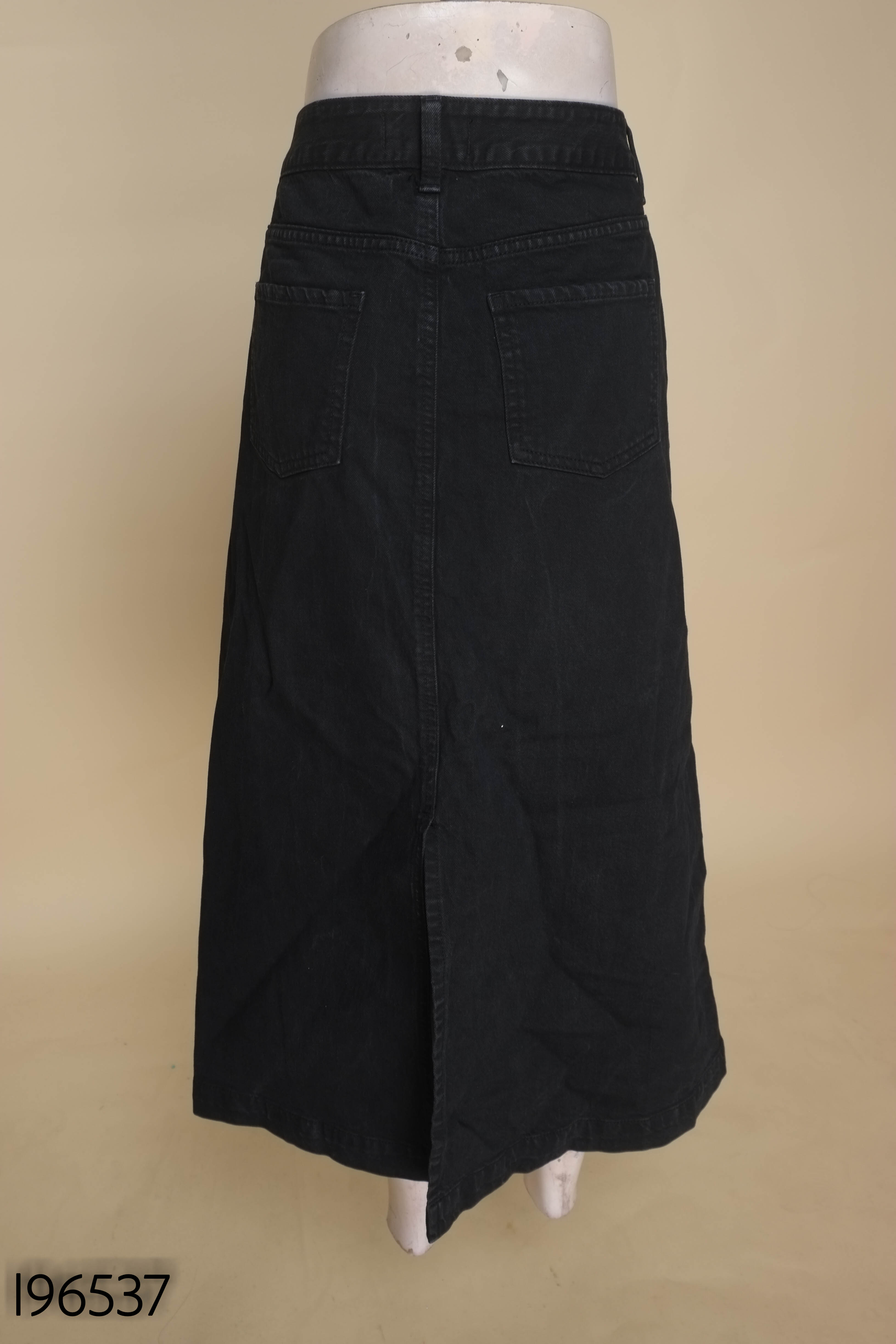Chân váy jeans đen ICICLE