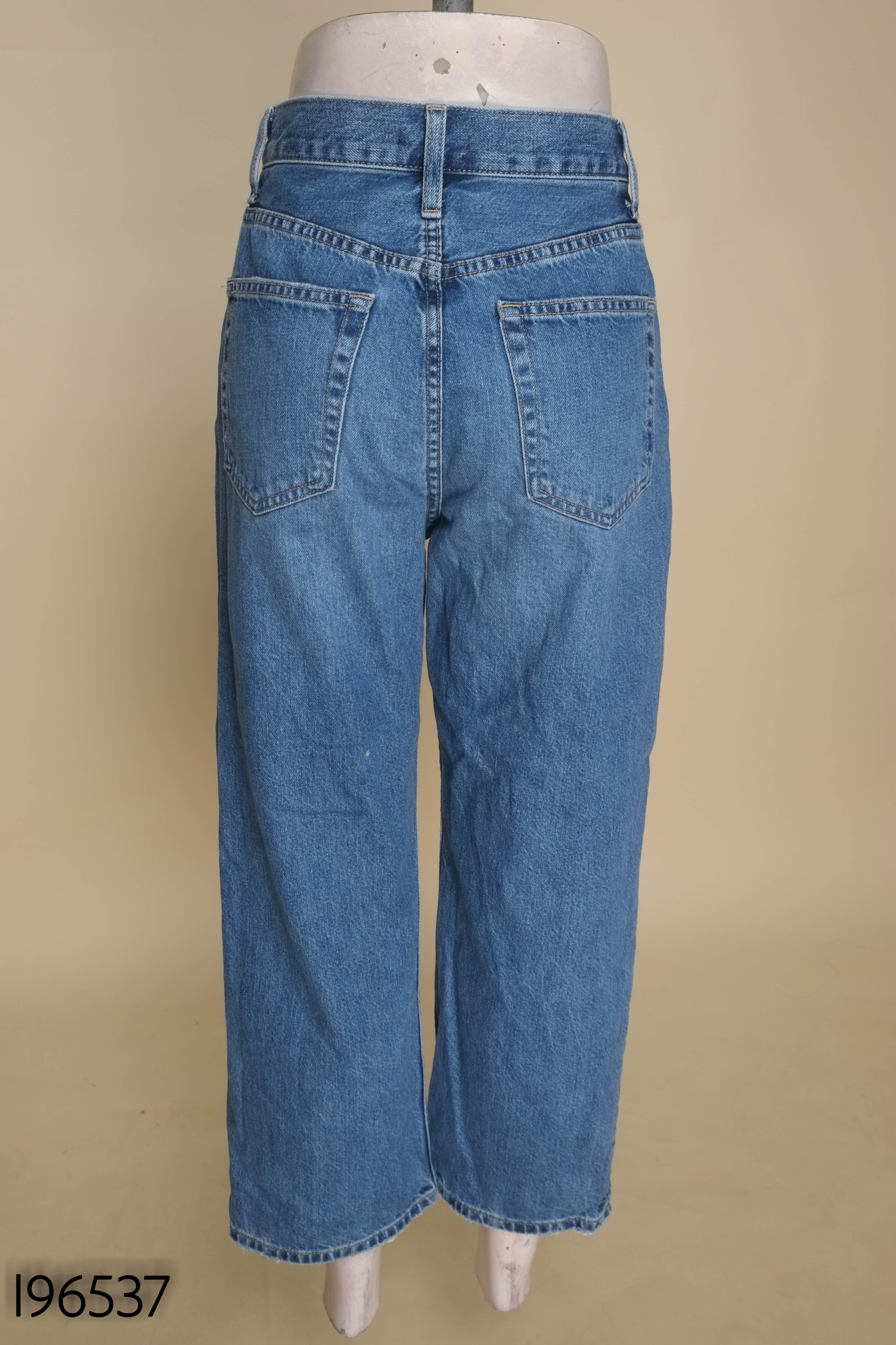 Quần jeans xanh UNIQLO