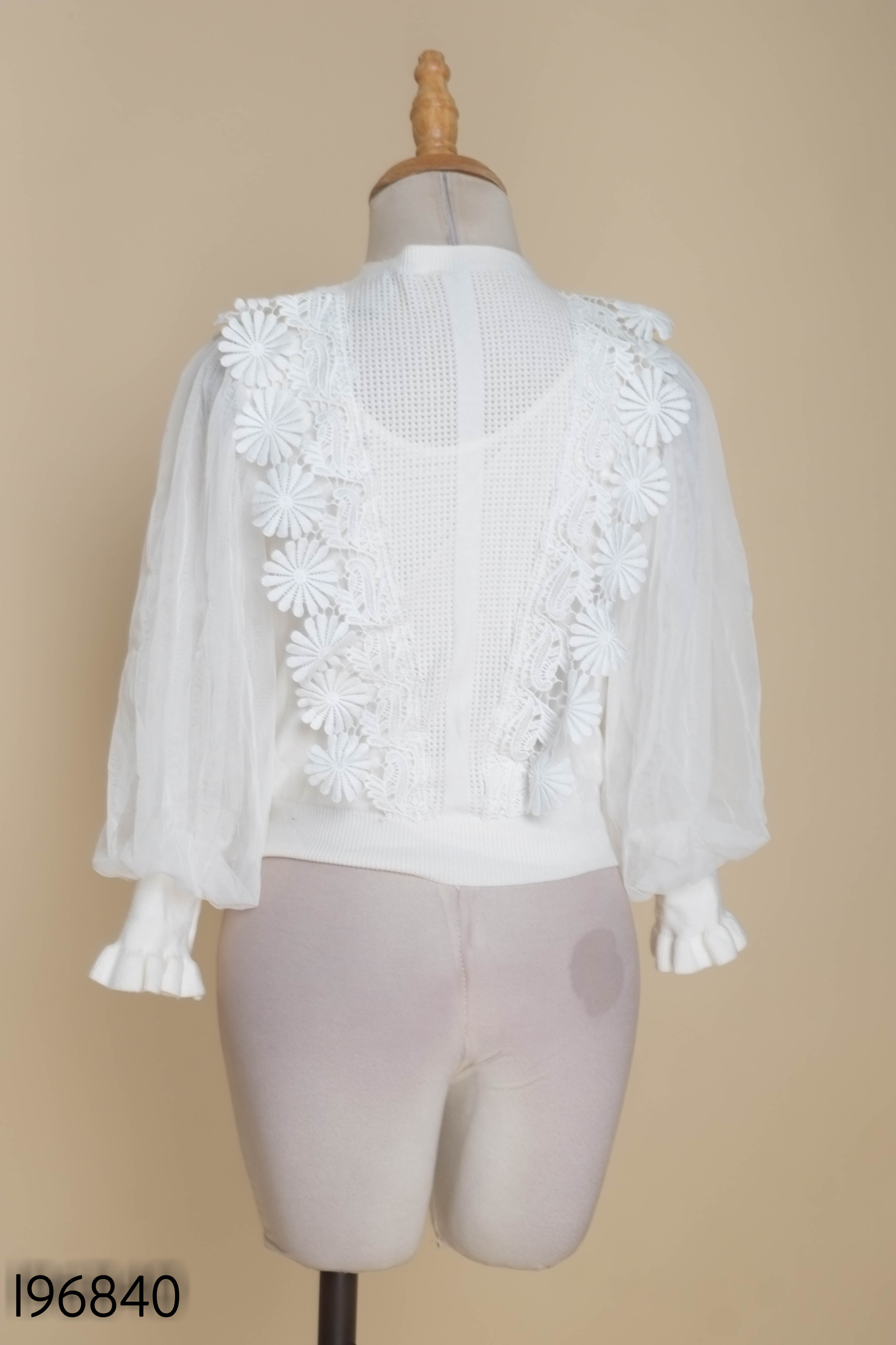 Áo len lưới trắng VERO MODA phối tay voan
