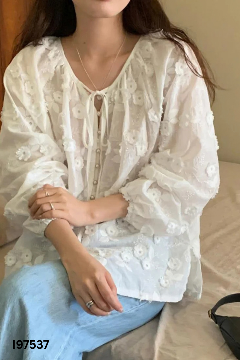 Áo sơ mi trắng thô họa tiết