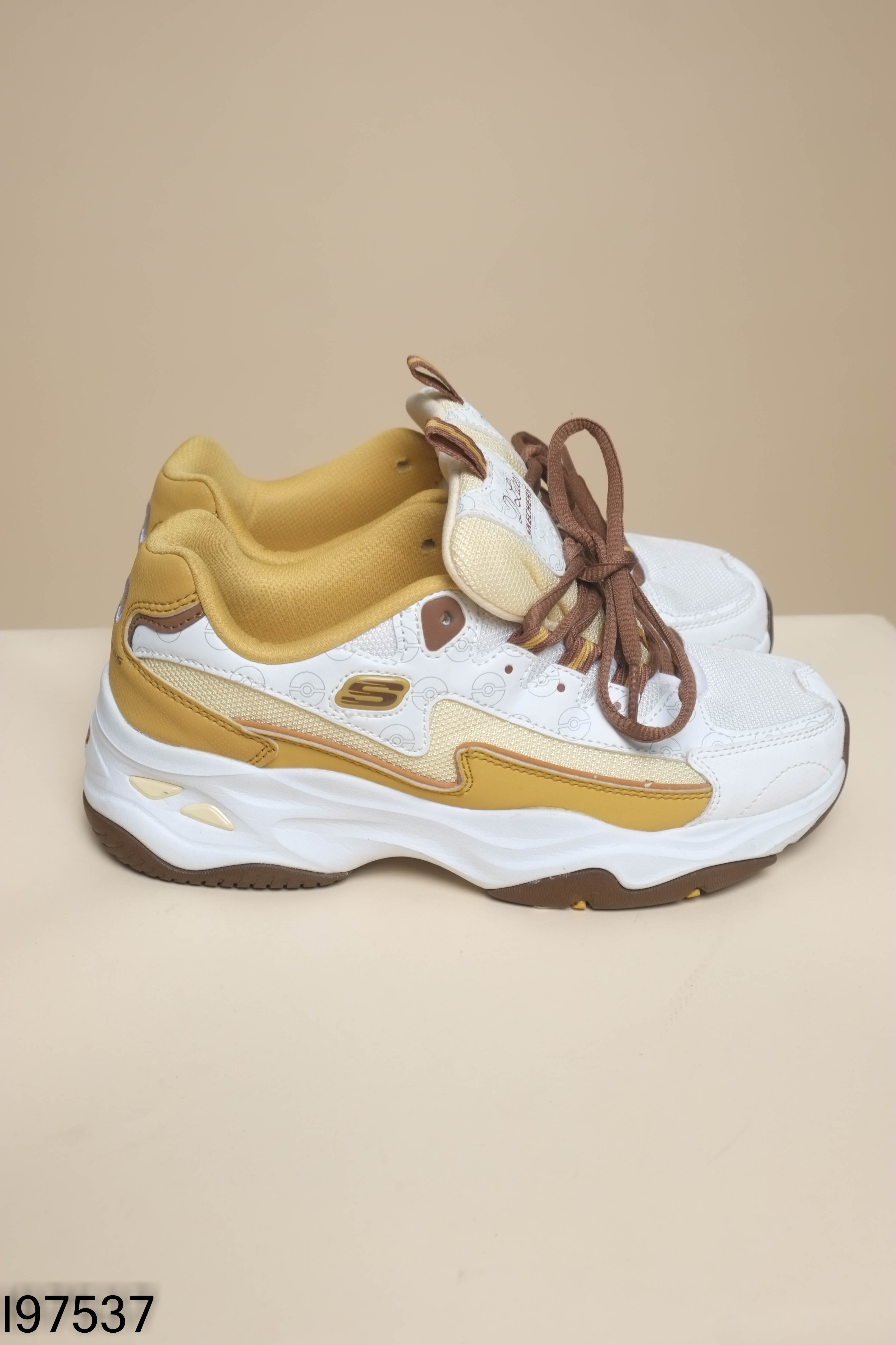 Giày thể thao SKECHERS trắng vàng