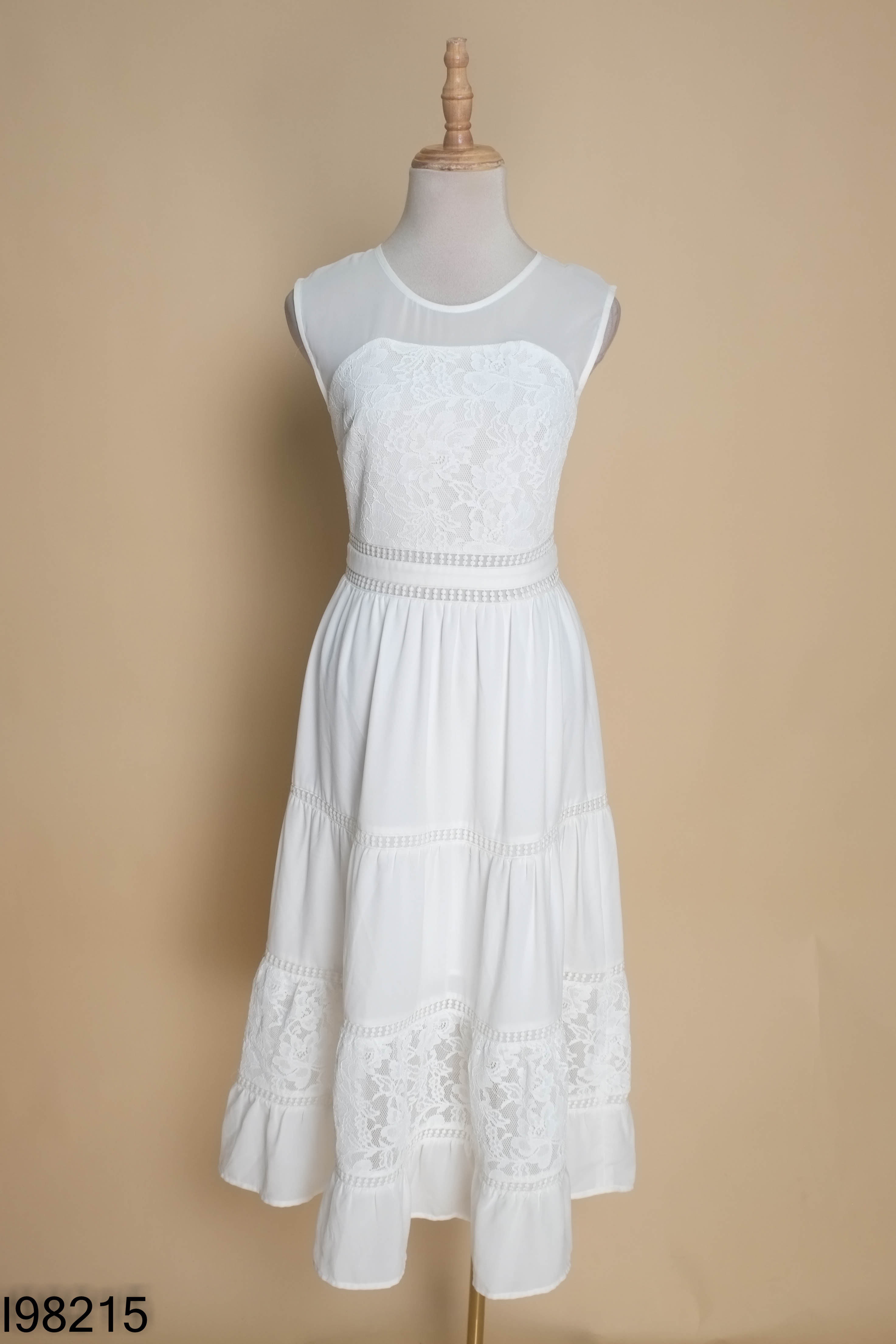 Váy IVY trắng phối lưới
