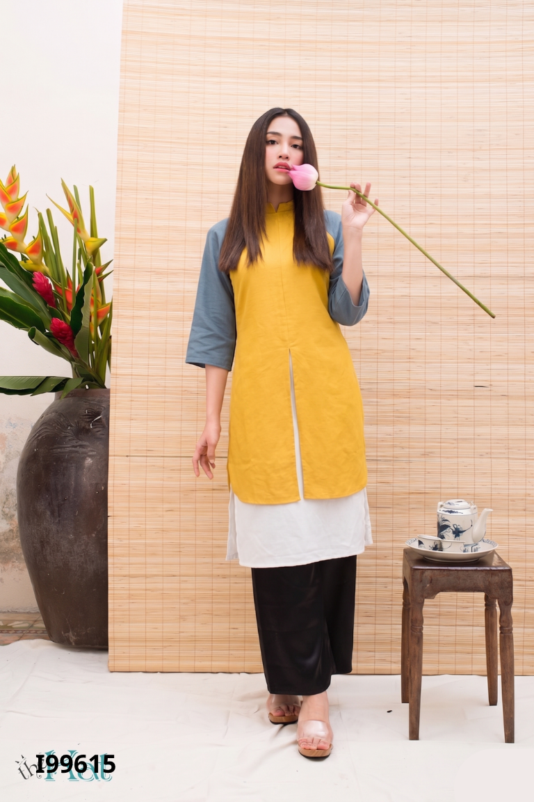 Áo dài MELLITY vàng phối tay xanh (không quần)