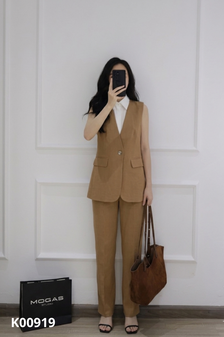 Set Áo gile nâu + quần dài