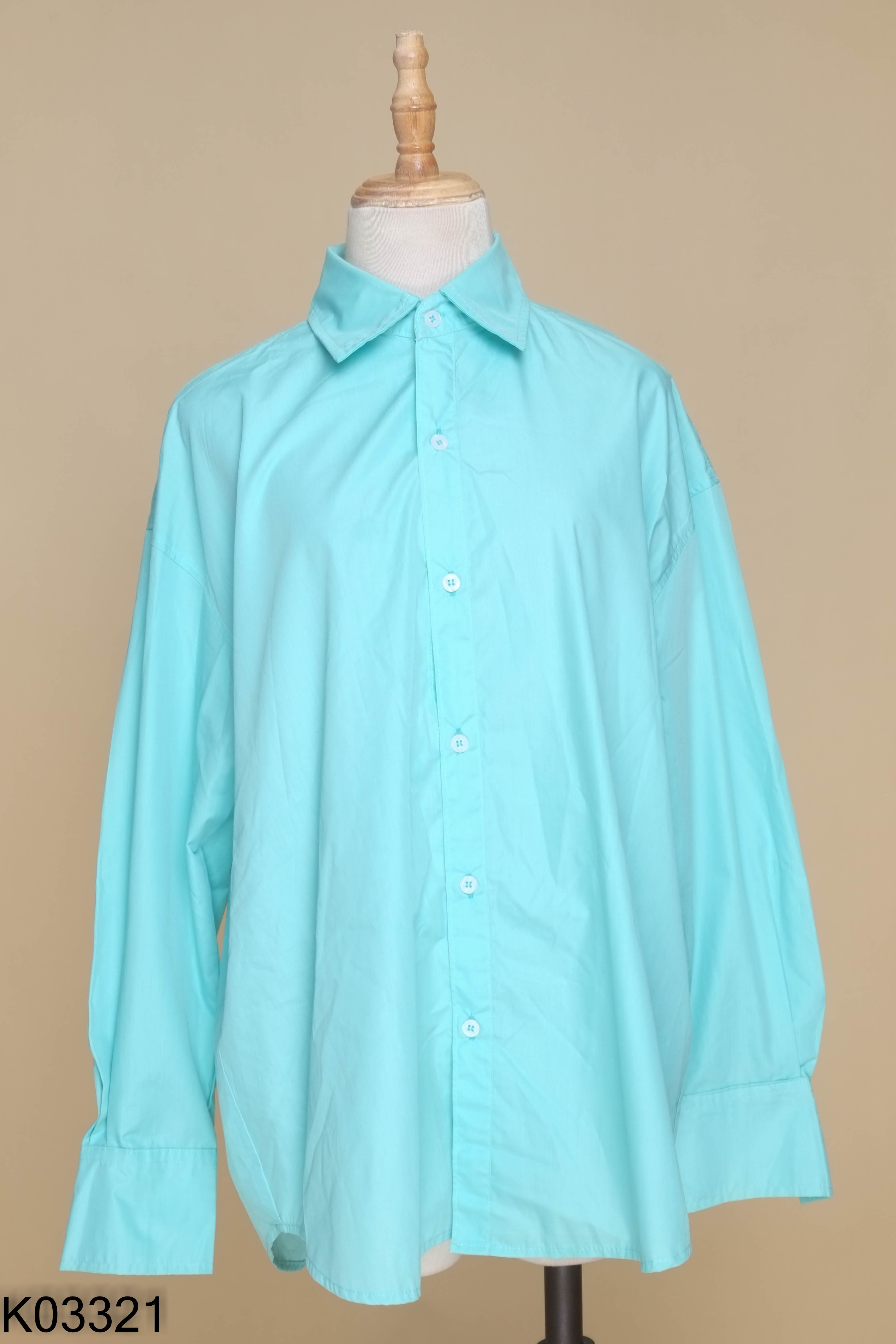 Áo sơ mi xanh trơn unisex