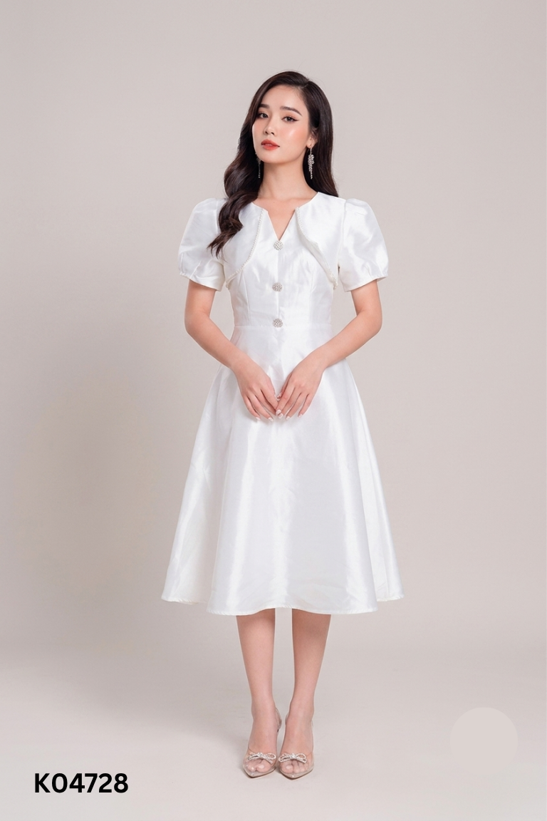 Váy LAVIE Design trắng đính ngọc