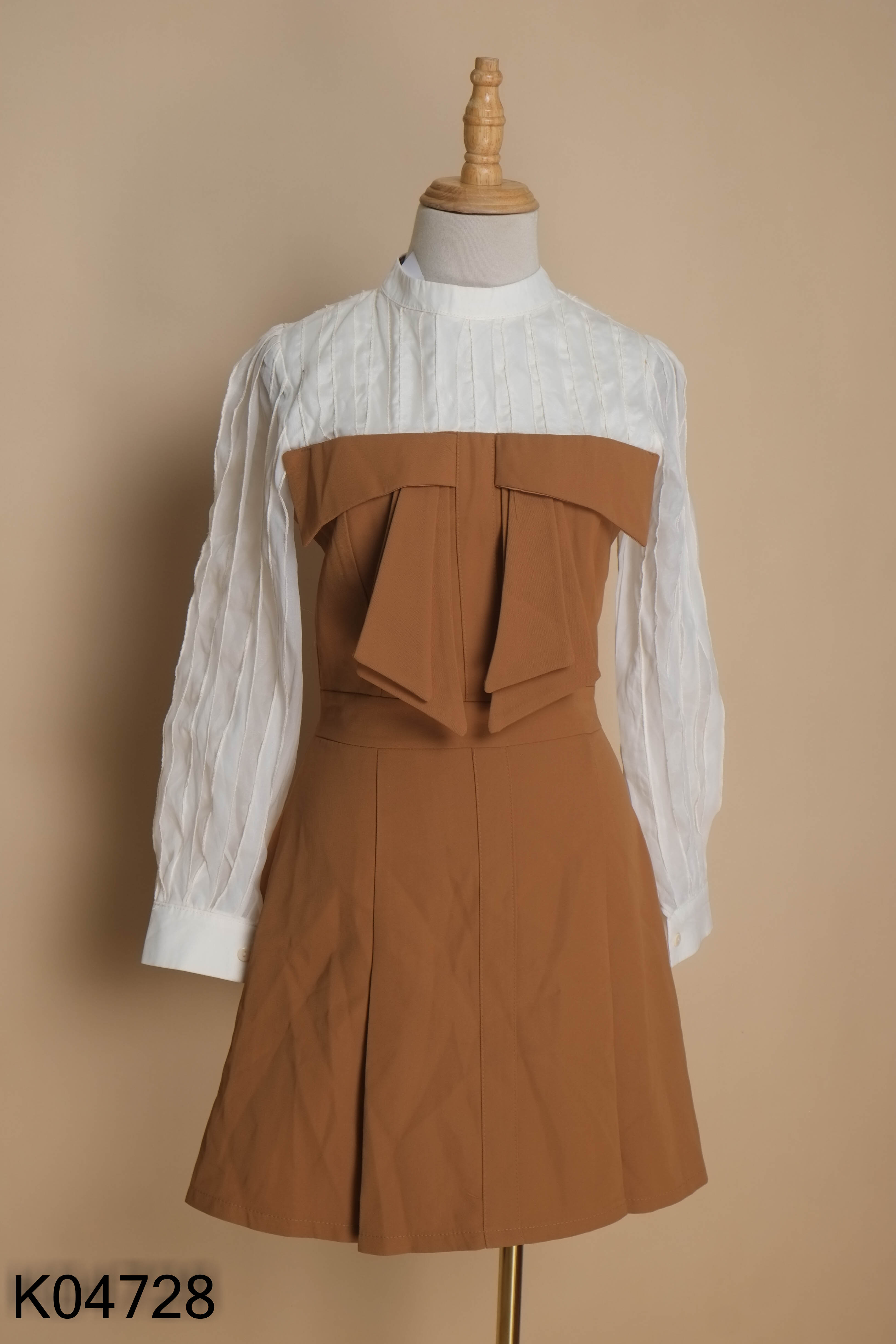 Váy KĐ STORE nâu phối be