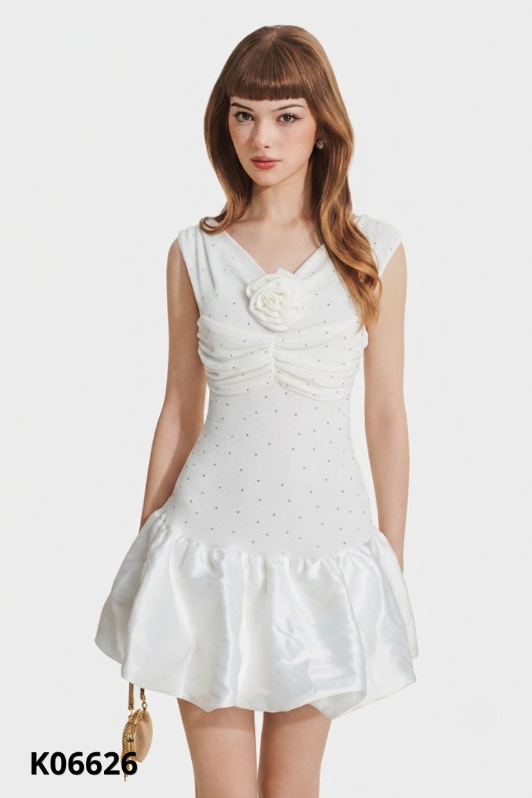 Váy trắng be họa tiết đính sequin