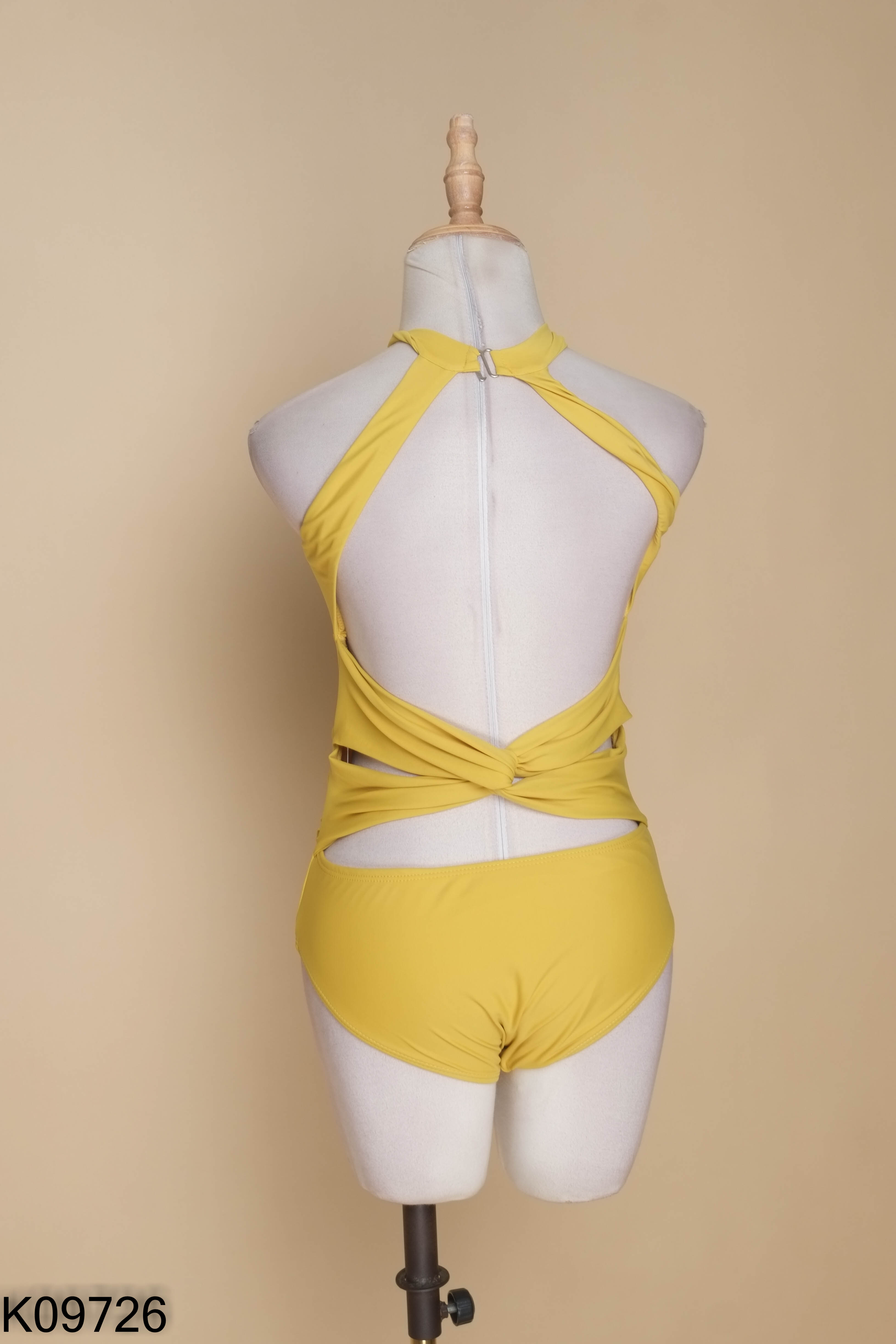 NEWTAG Bikini vàng cổ yếm