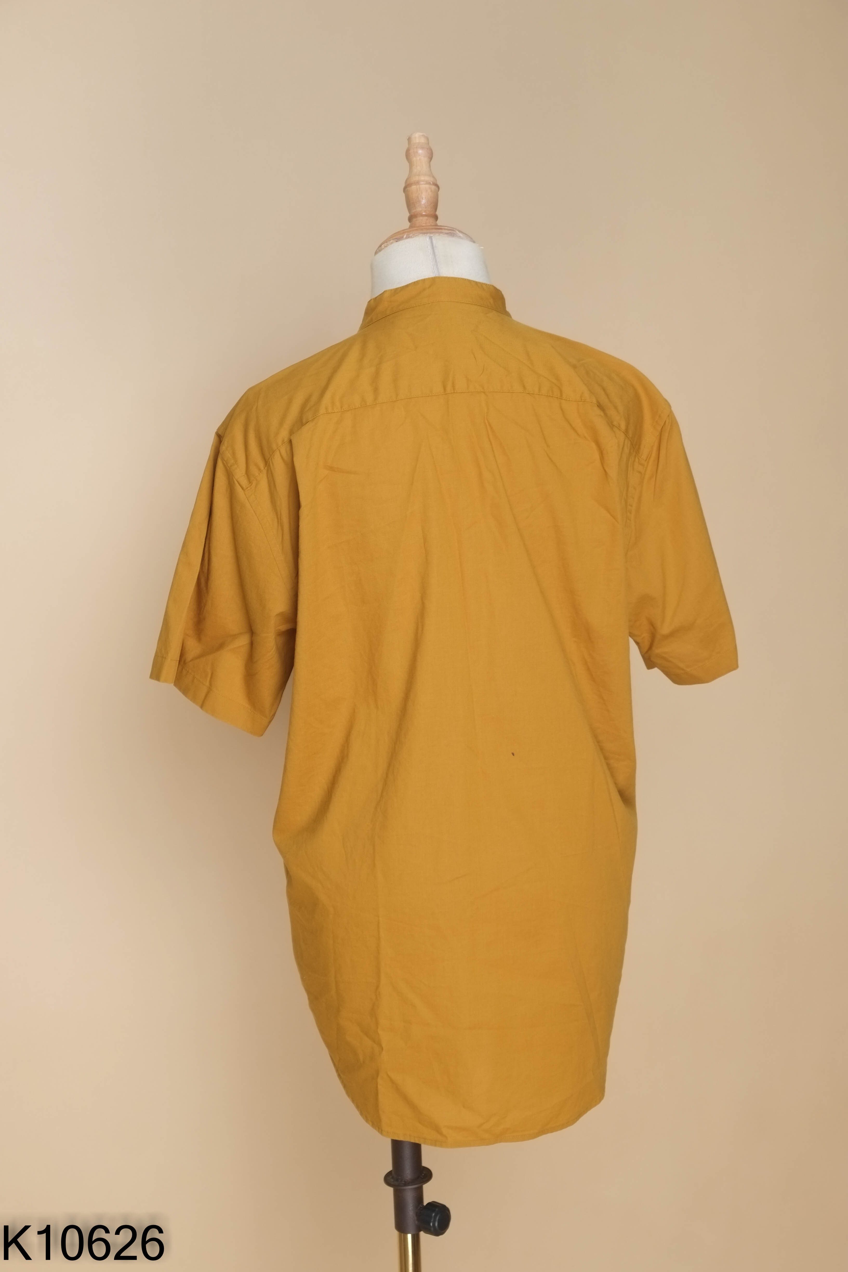 Áo UNIQLO sơ mi nâu