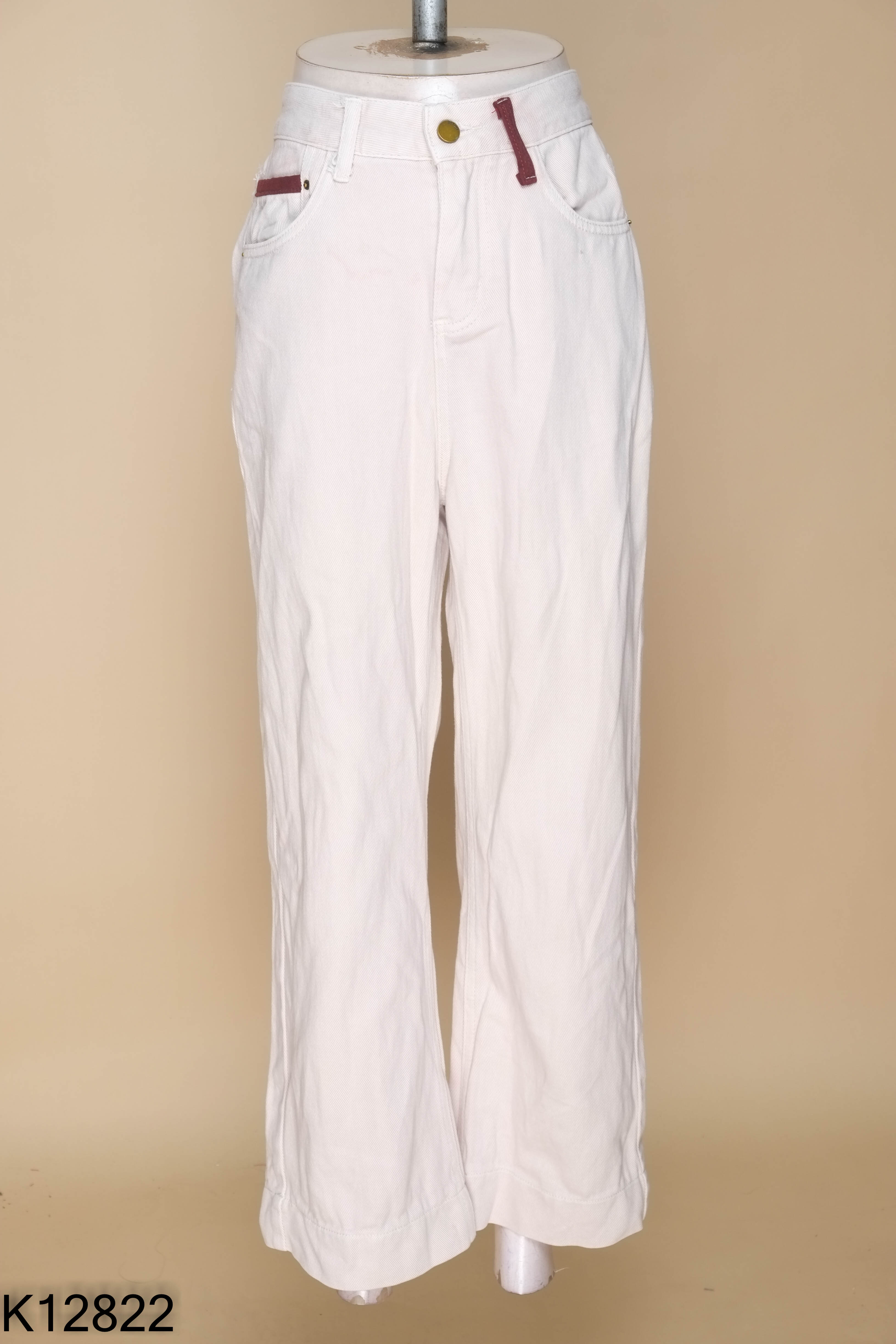 Quần jeans hồng trơn