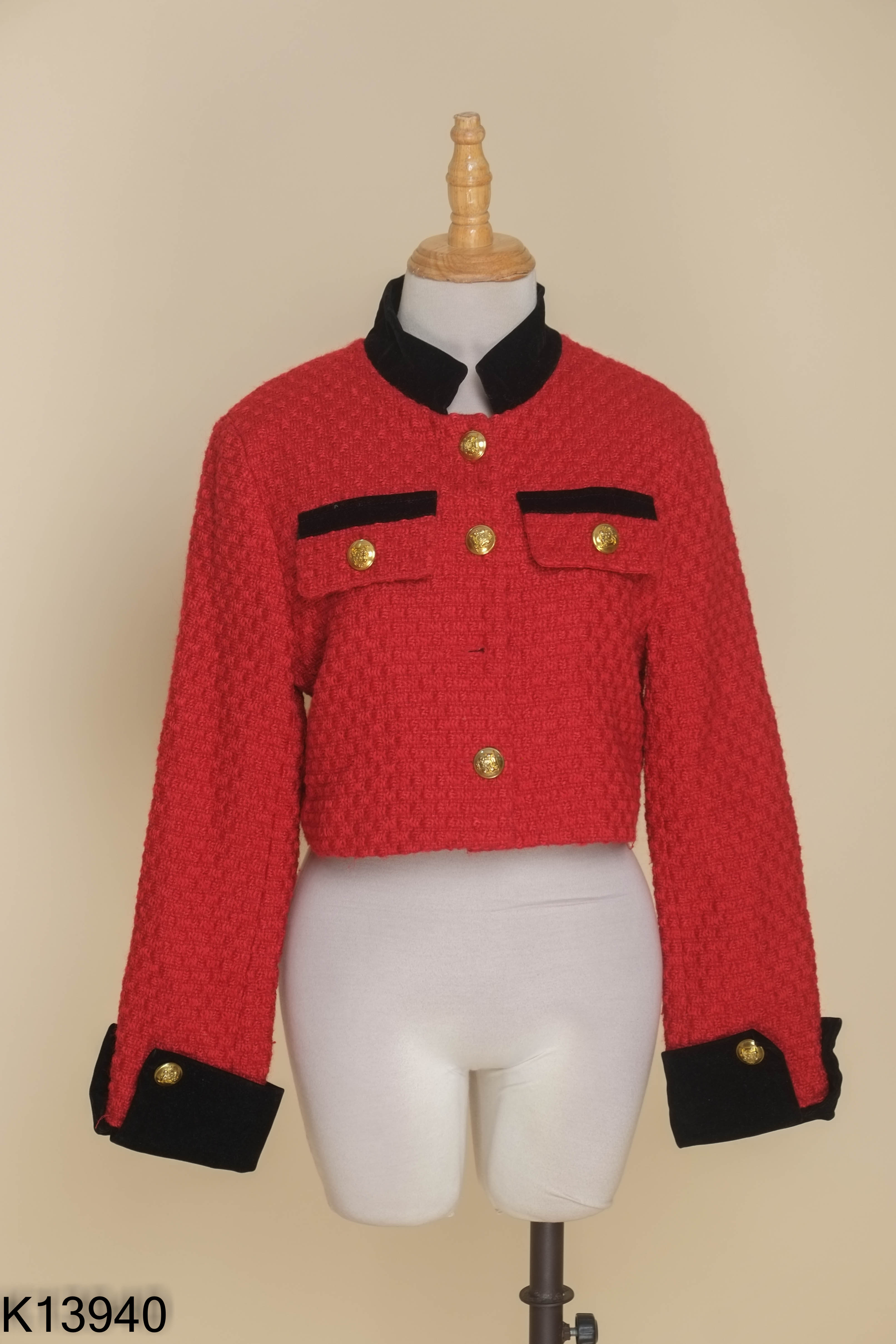 Áo khoác dạ tweed đỏ viền đen (MẤT 1 CÚC)