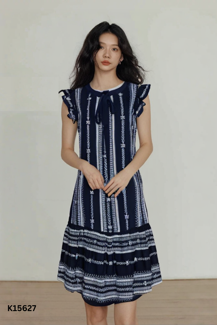 Váy SOHEE xanh than họa tiết trắng