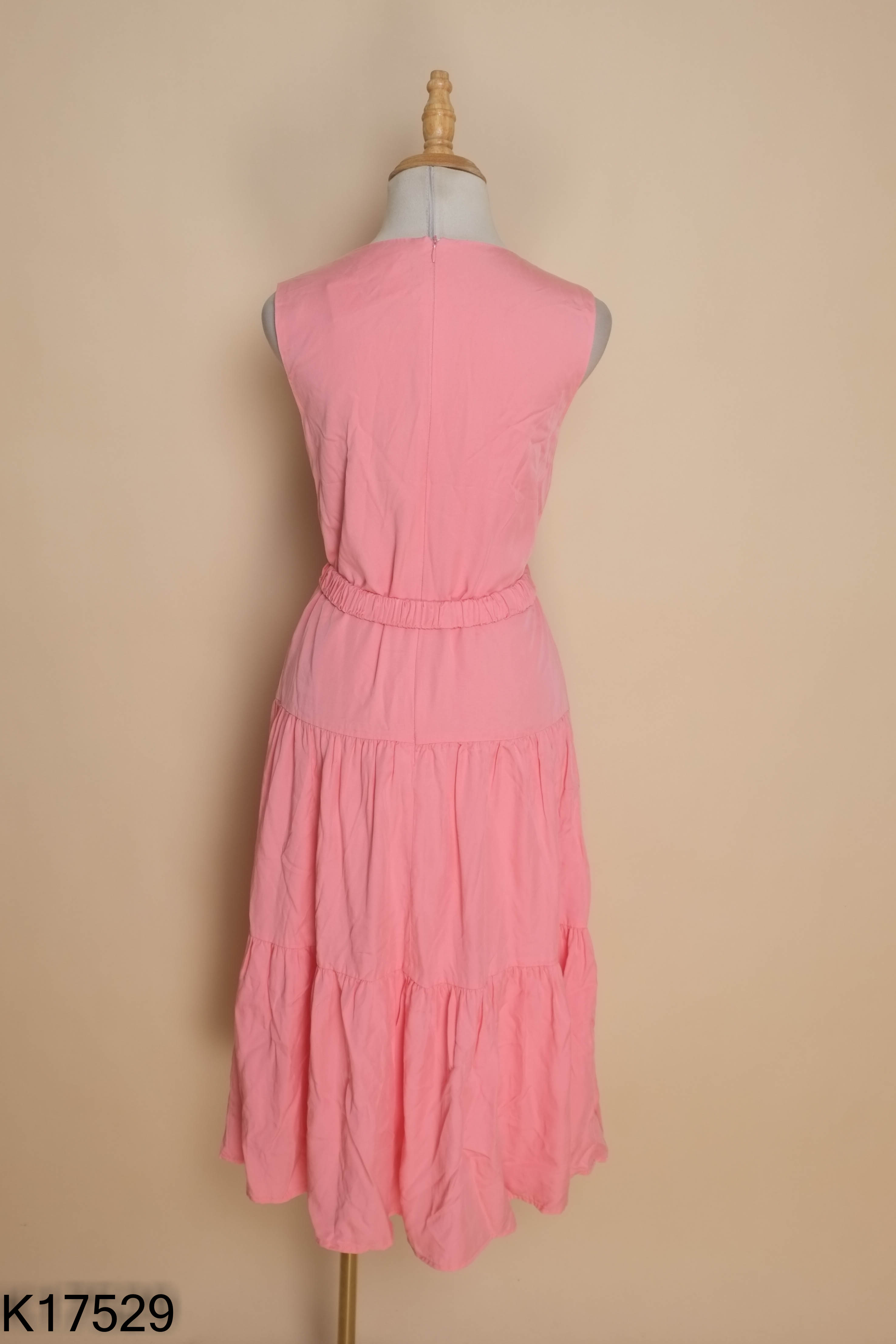 Váy IVY MODA hồng sát nách