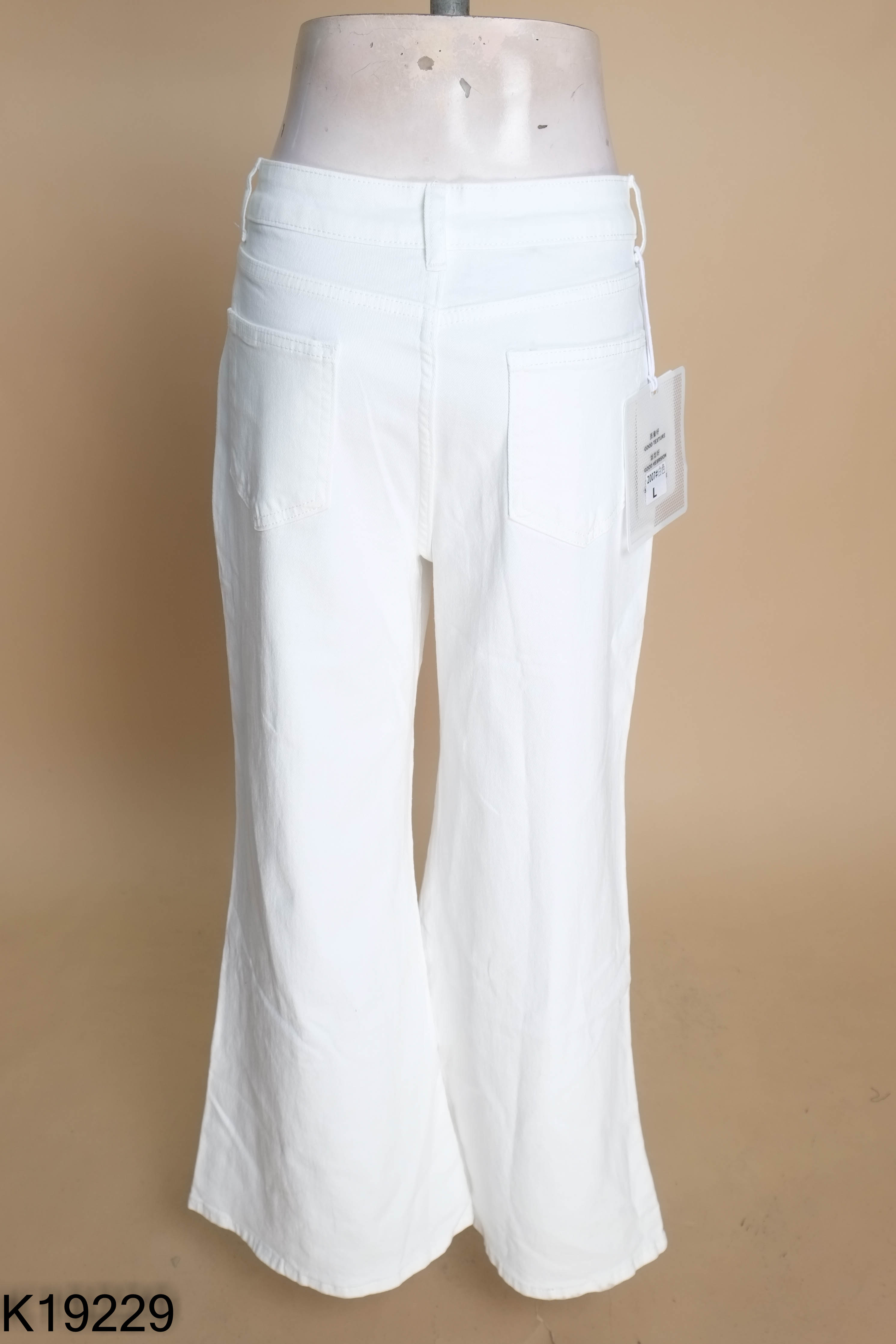 NEWTAG Quần jeans suông trắng