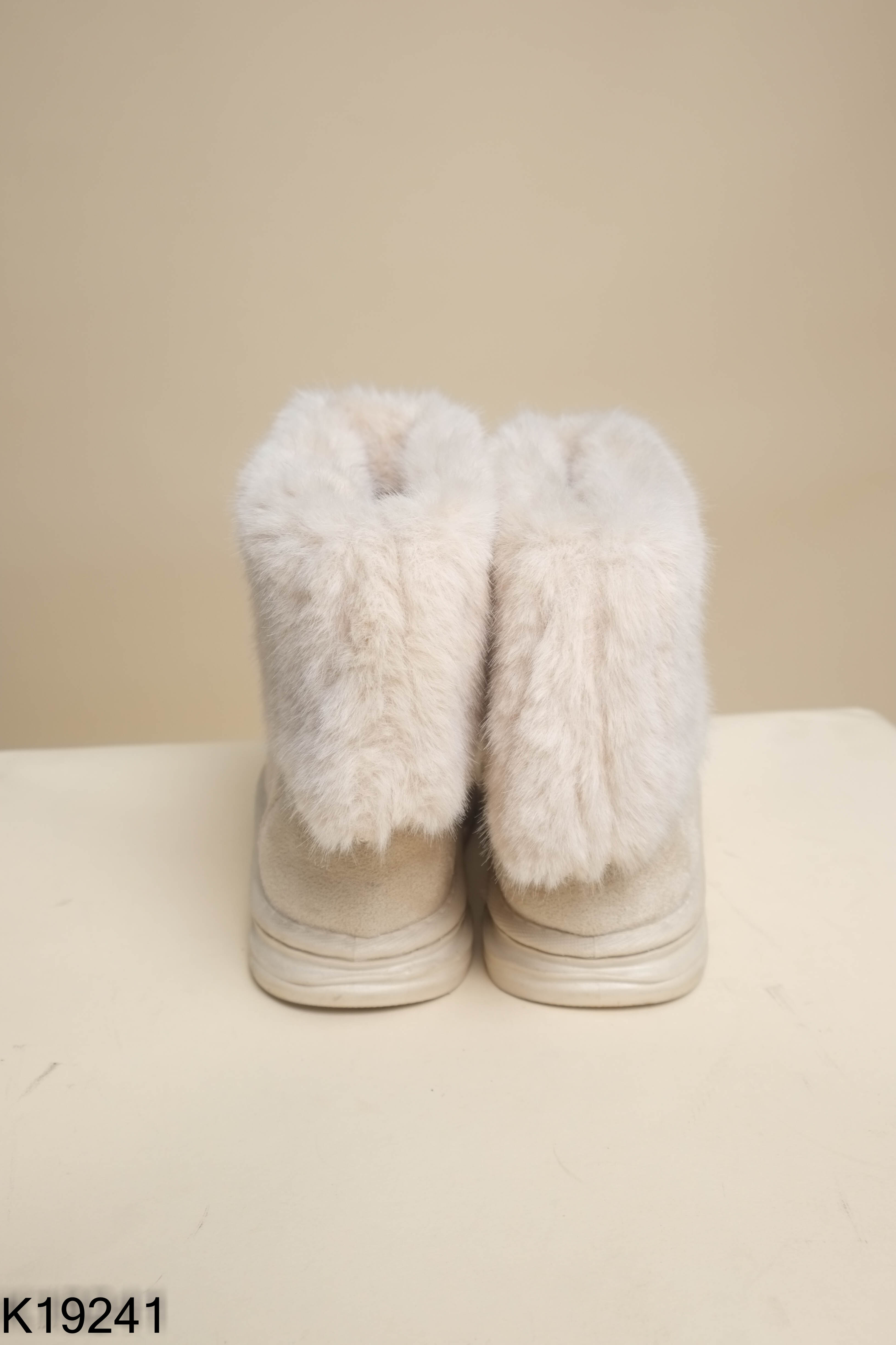 Boots kem da lộn cổ lông KIDS