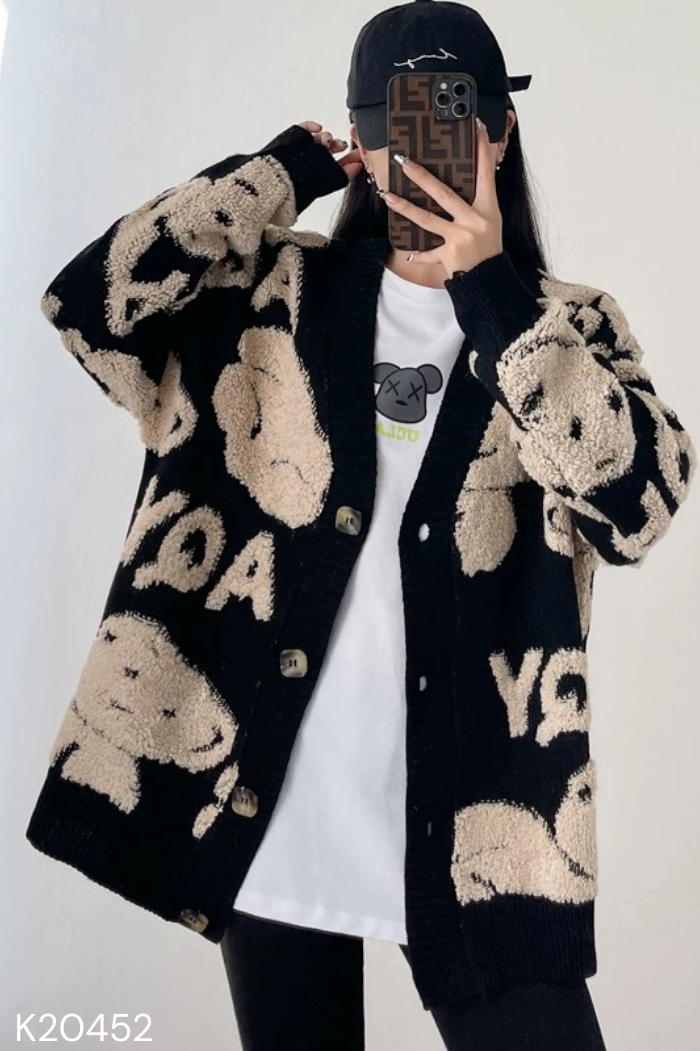 Áo len cardigan đen họa tiết