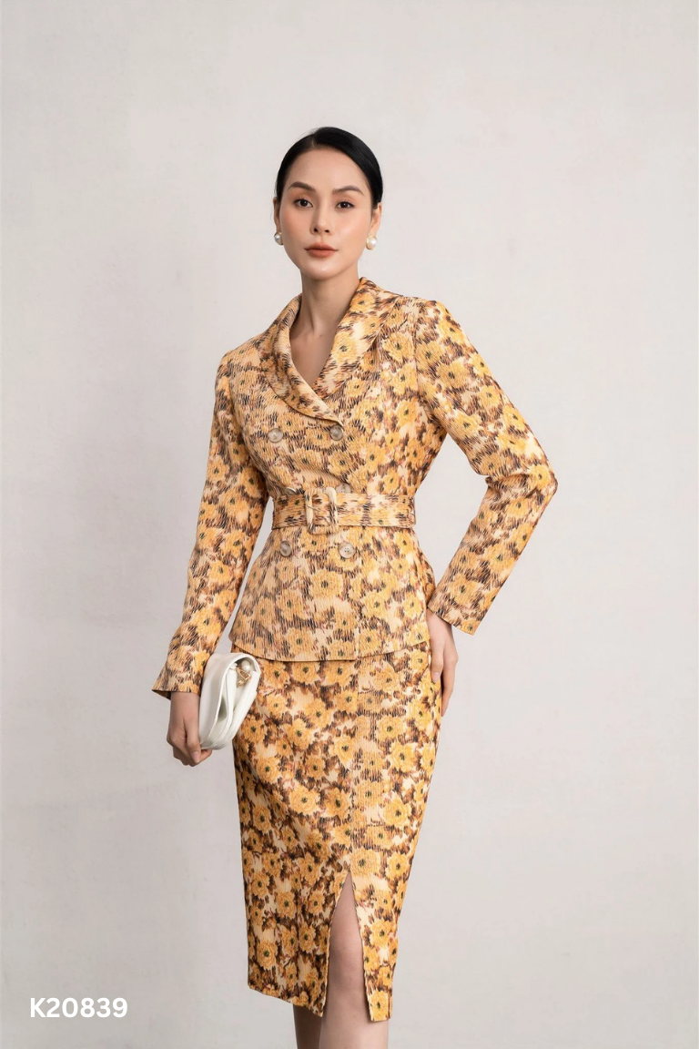 SET áo vest EVA DE EVA vàng họa tiết+ chân váy