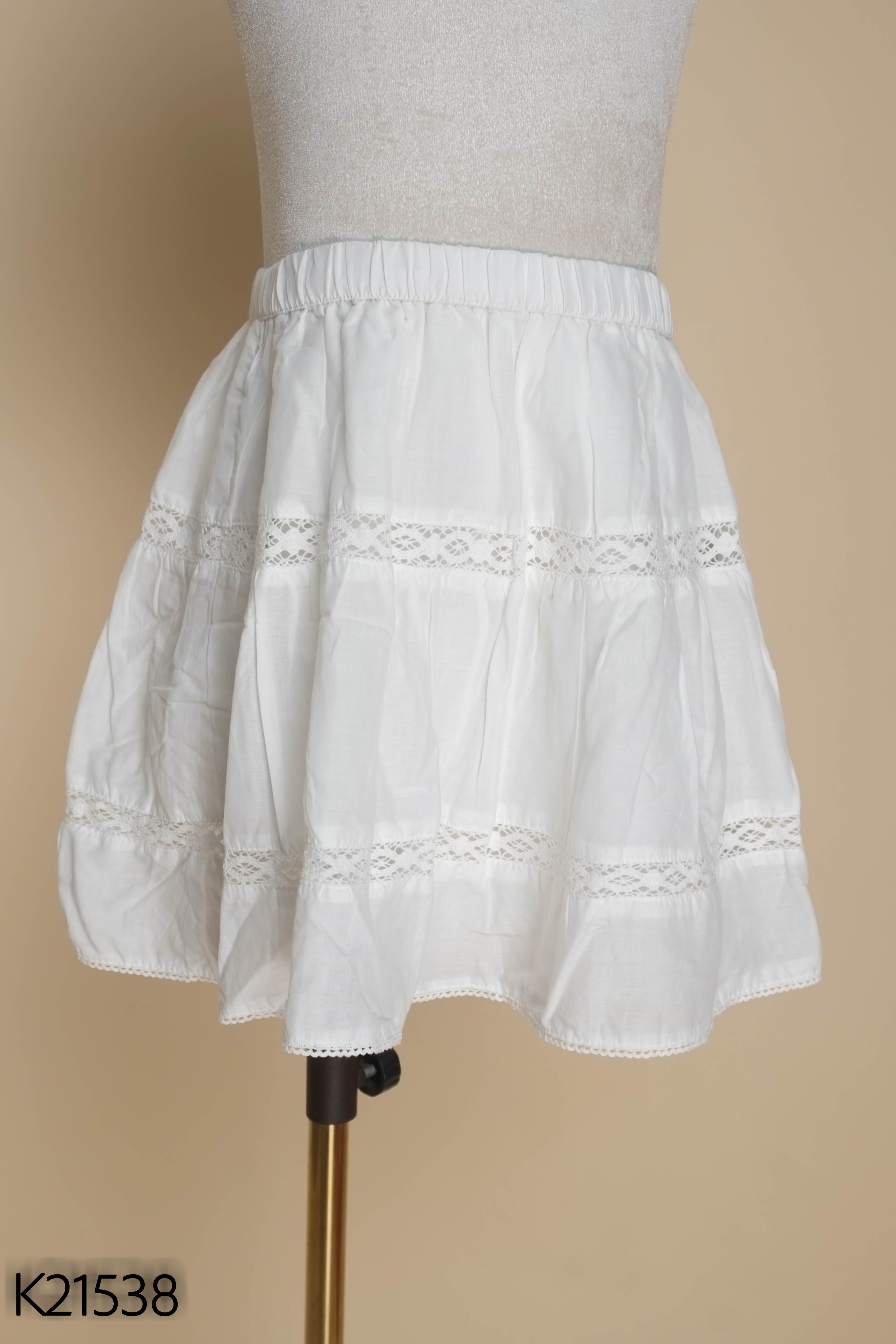 Chân váy trắng ren H&M kids