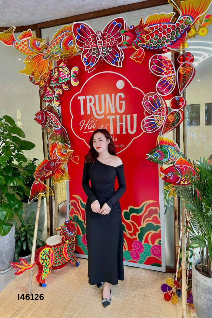 Váy đen MIO LADY lệch vai