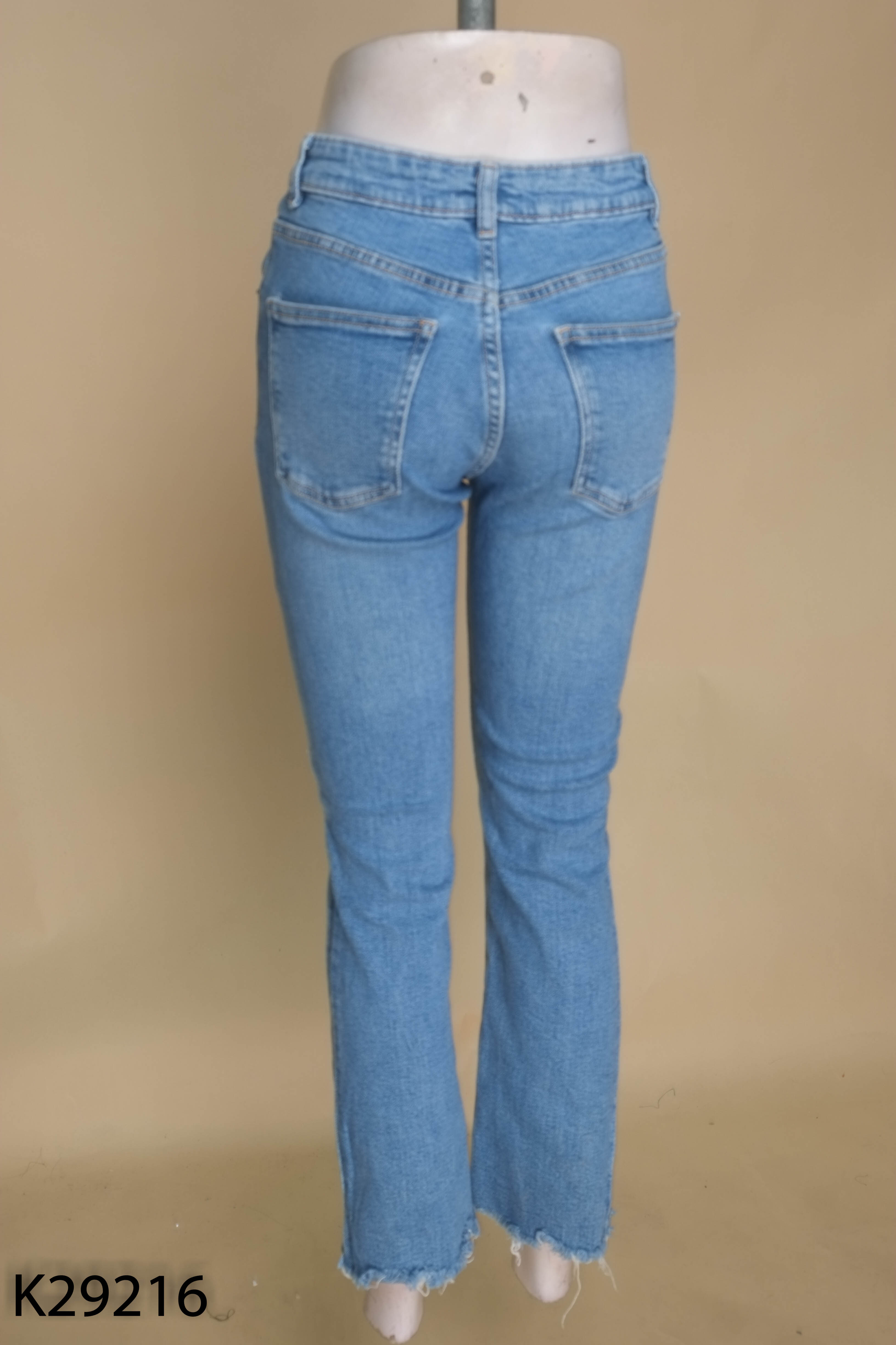 Quần jeans xanh ZARA viền rua