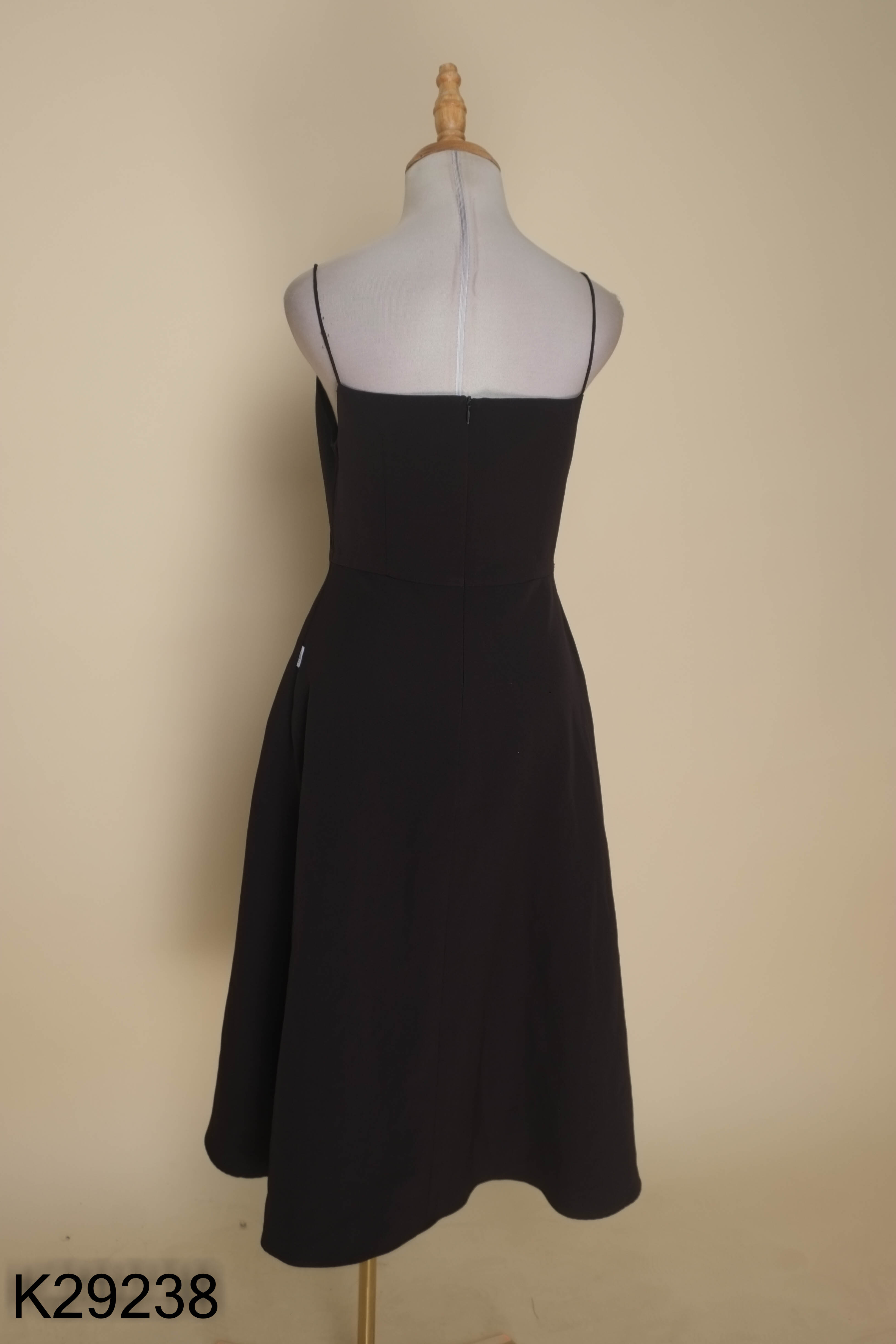 Váy hai dây đen JM DRESS DESIGN trơn xòe