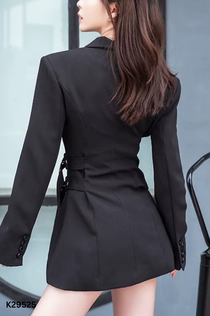 Áo khoác blazers đen buộc eo
