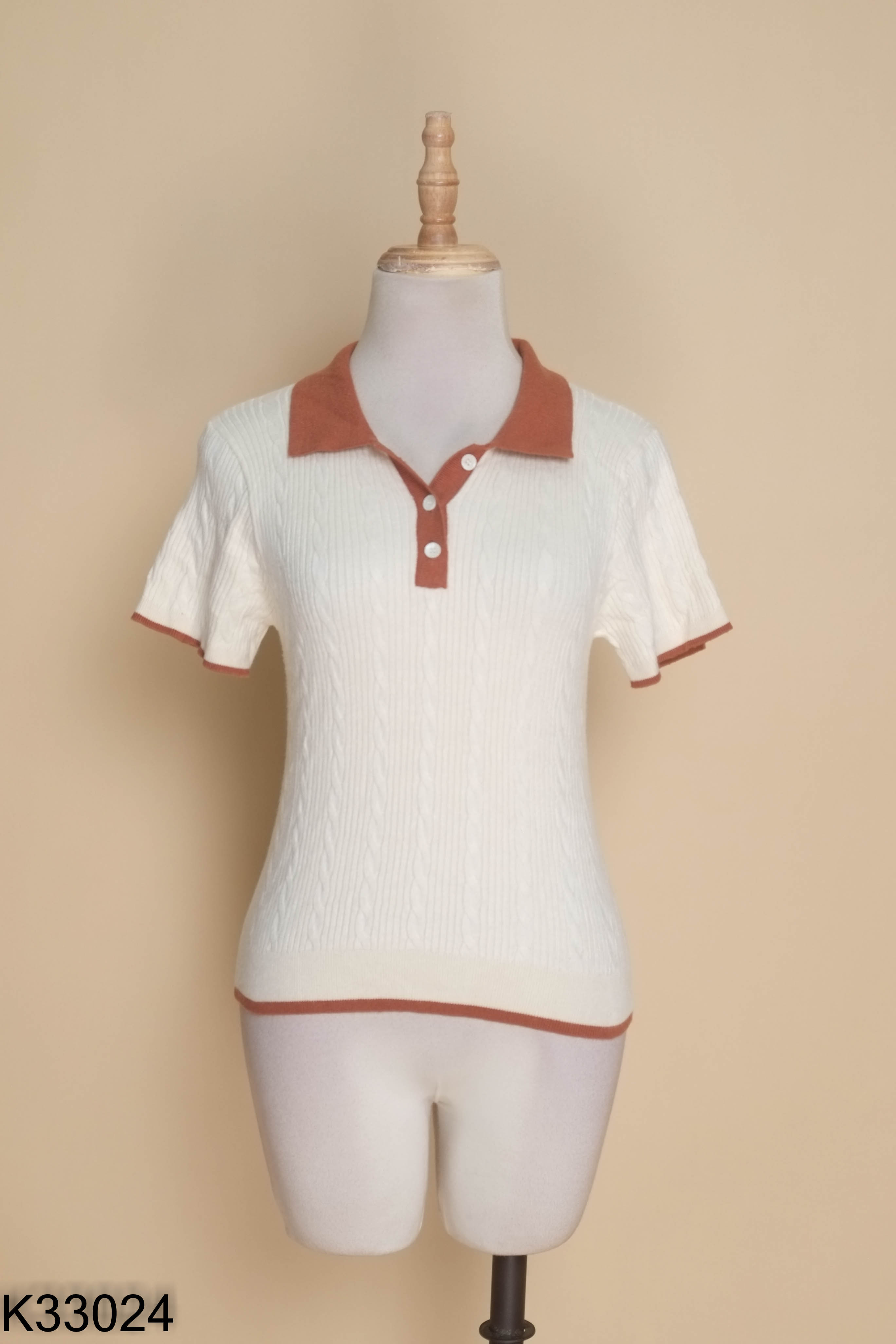 Áo len mongtoghi be cổ nâu