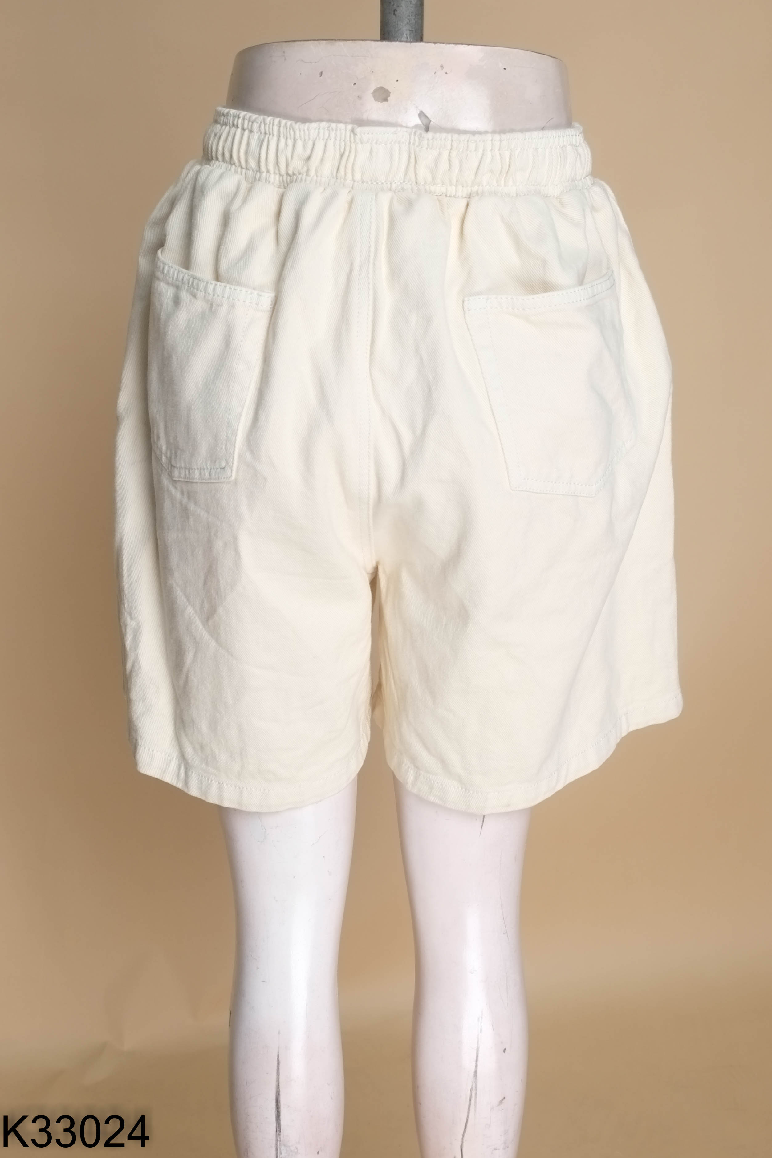 Quần shorts BY CHOU jeans be