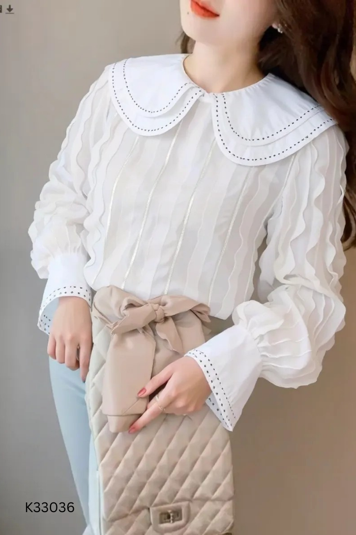 Áo trắng bèo cổ sen