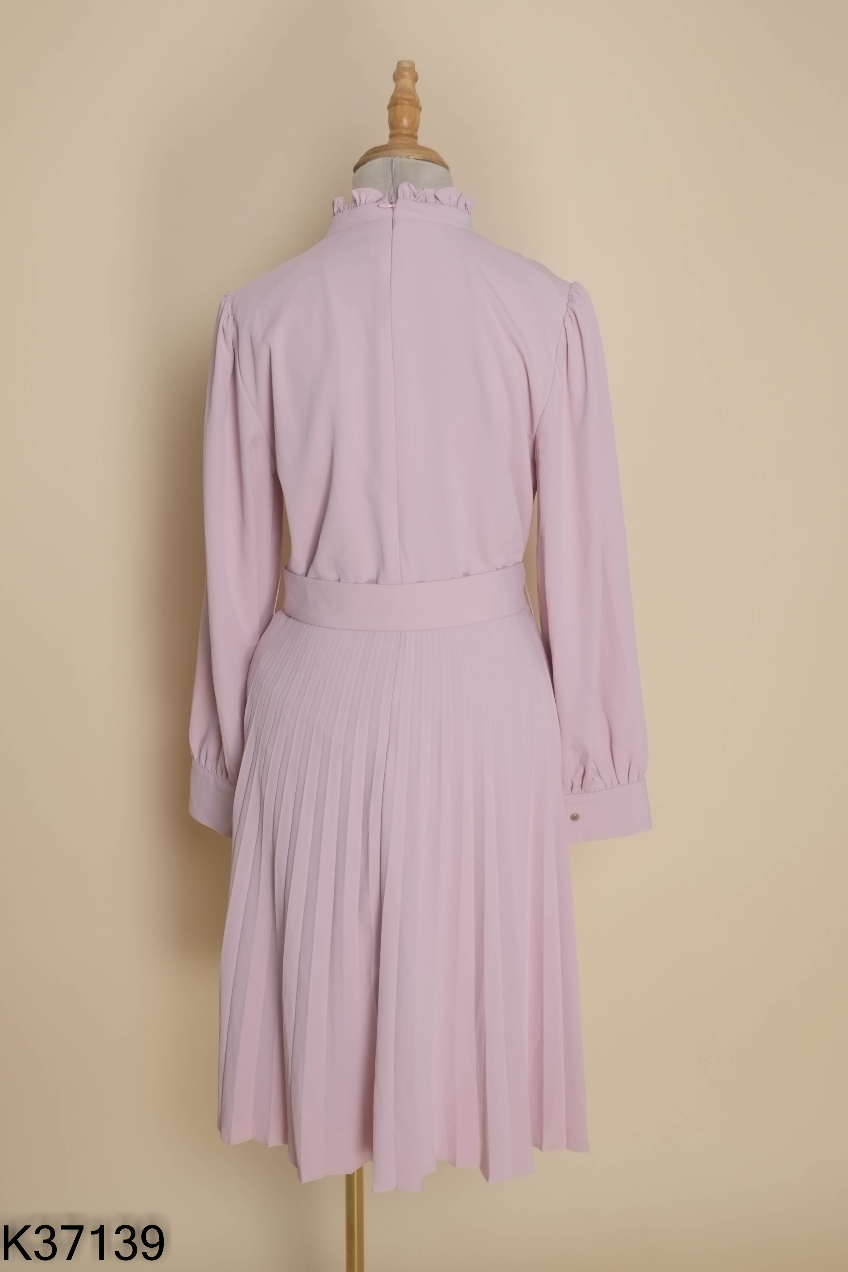 Váy hồng IVY LADIES phối xếp ly