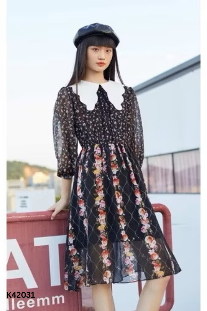 Váy đen hoa VERO MODA cổ trắng