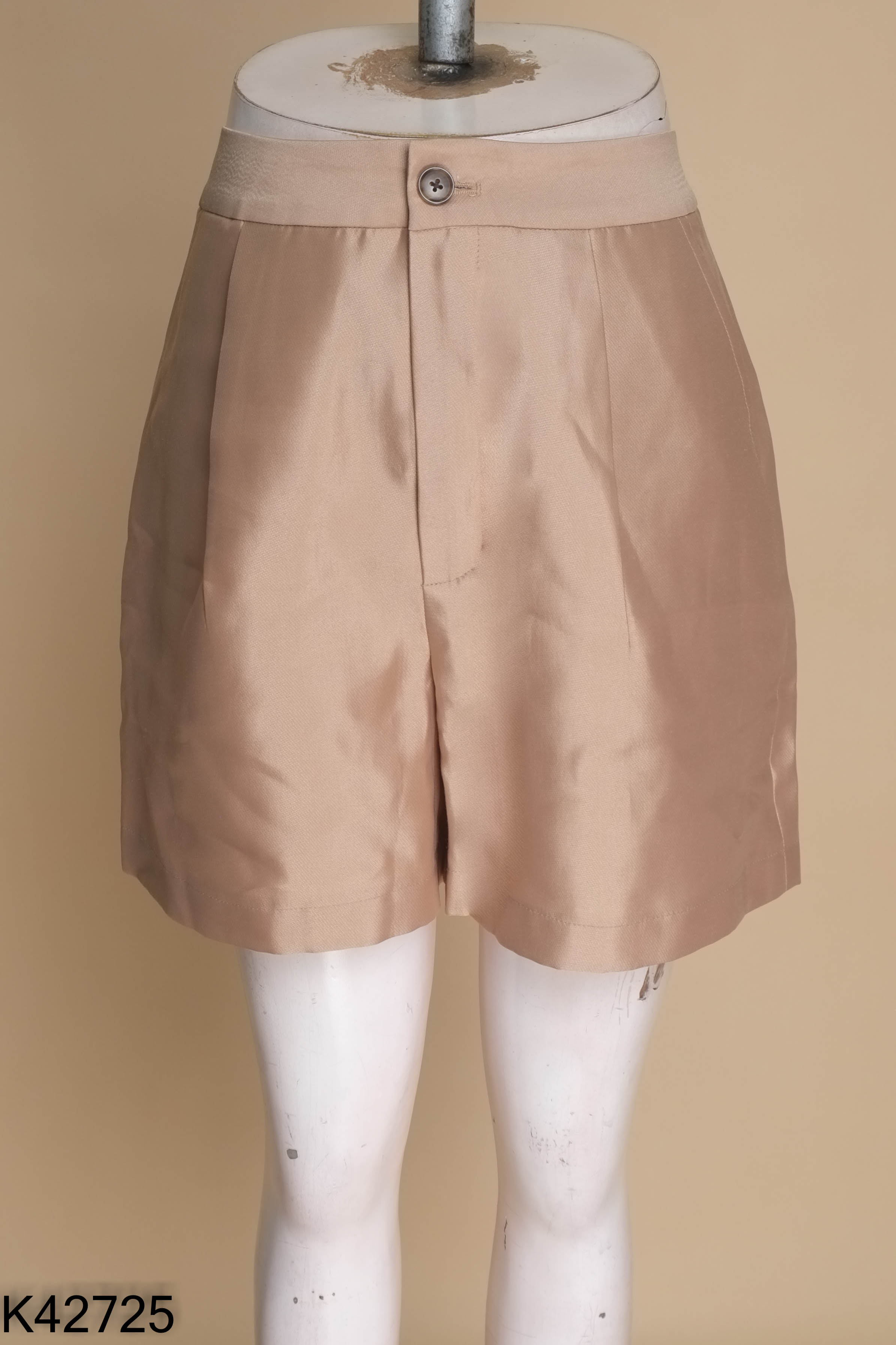 Quần shorts taffta BEAUTE BY V be