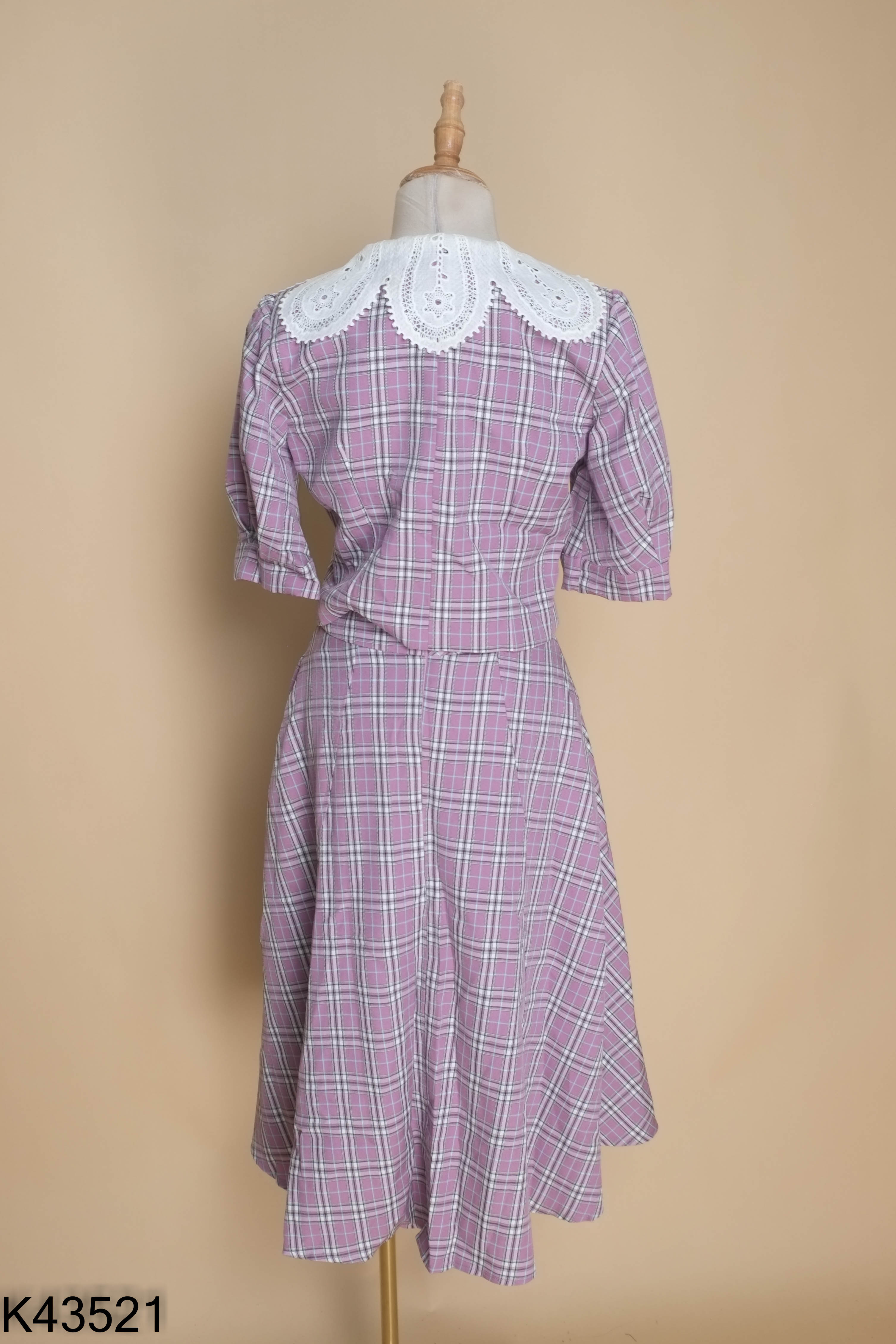 NEWTAG Set Áo tím kẻ caro HANUO BY HA TRIH cổ sen + chân váy