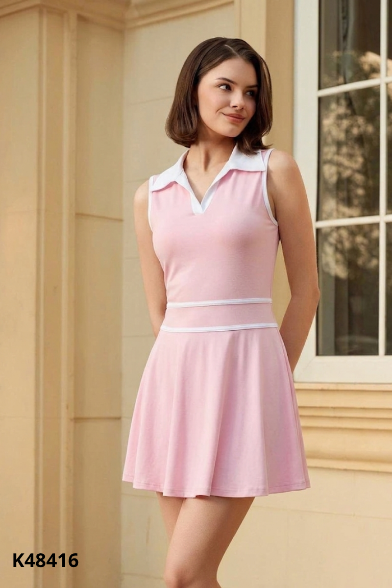 Váy tập hồng SHEIN viền trắng kèm quần