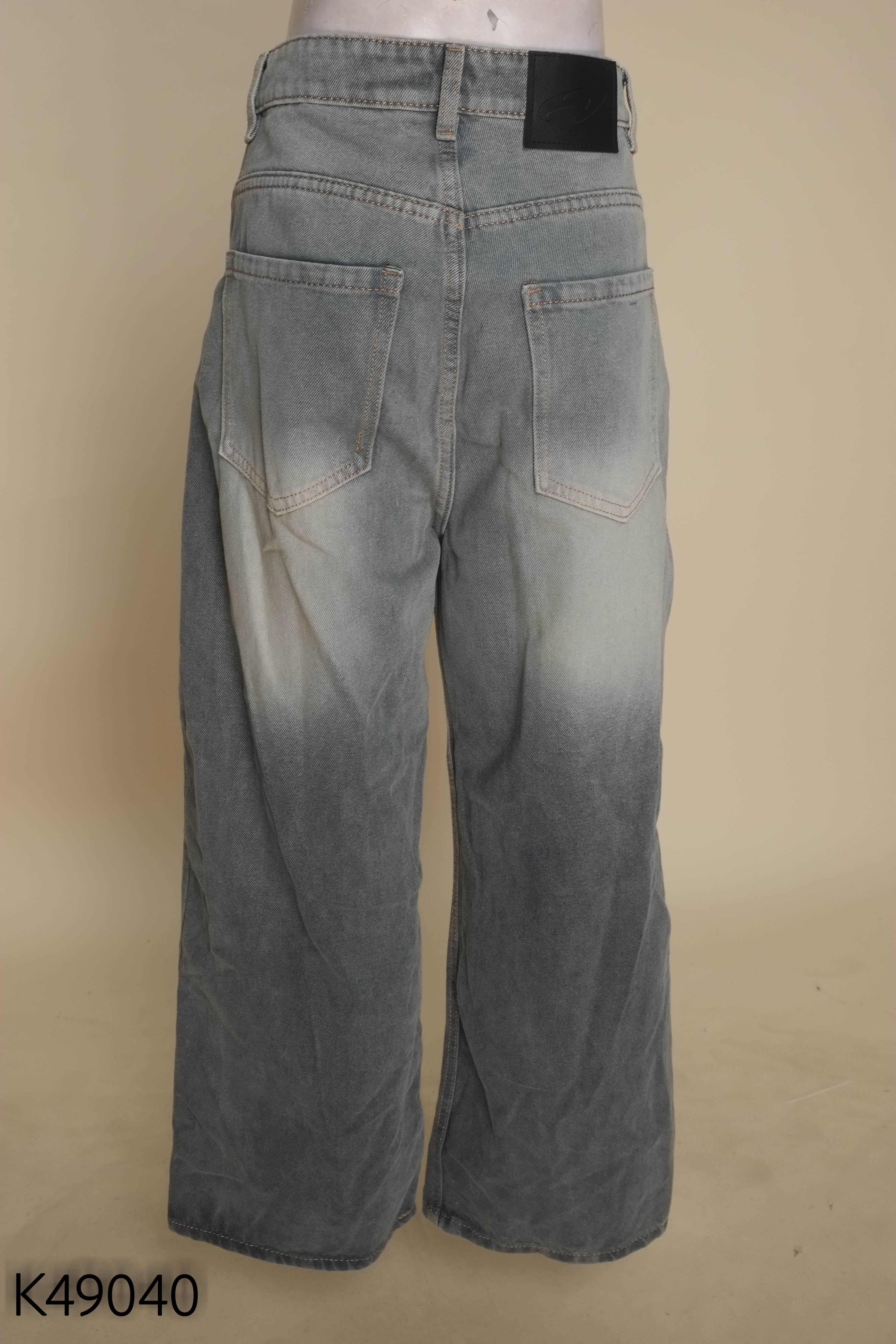 Quần jeans xanh xám WHOSE trơn rộng ống