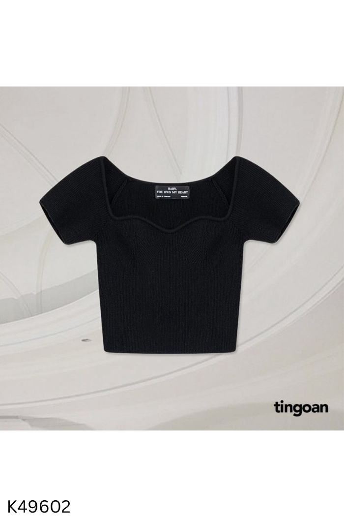 Áo đen TI NGOAN cổ vuông