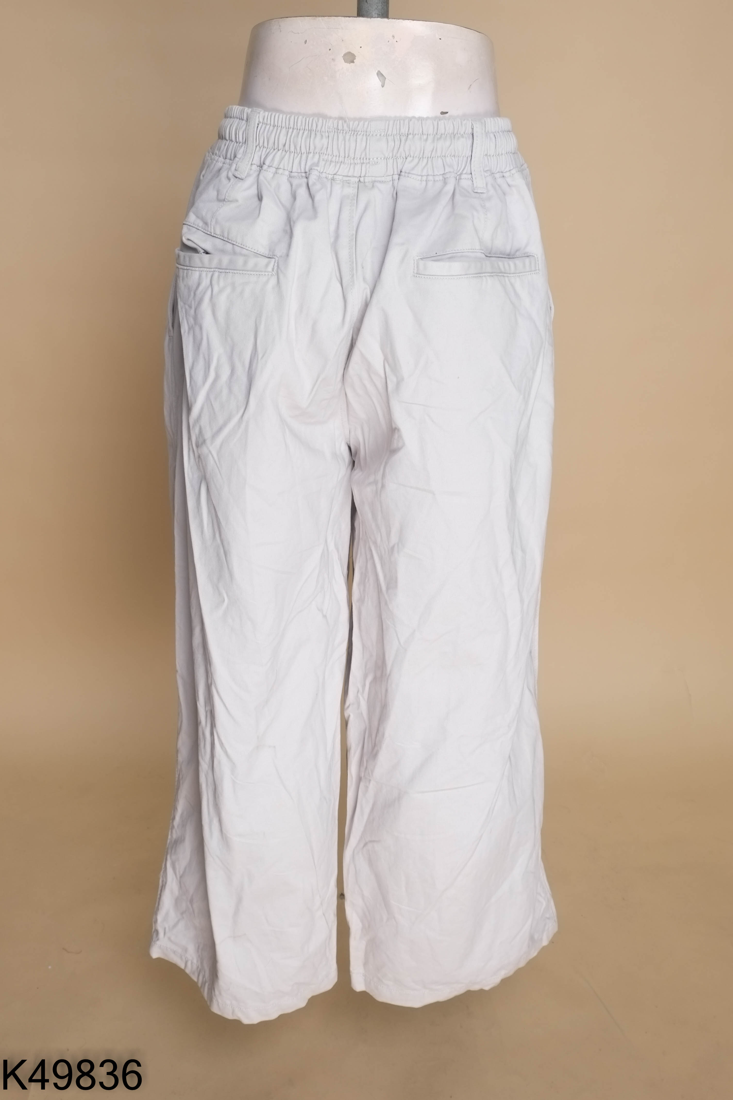 Quần kaki REETRO ghi gân giữa