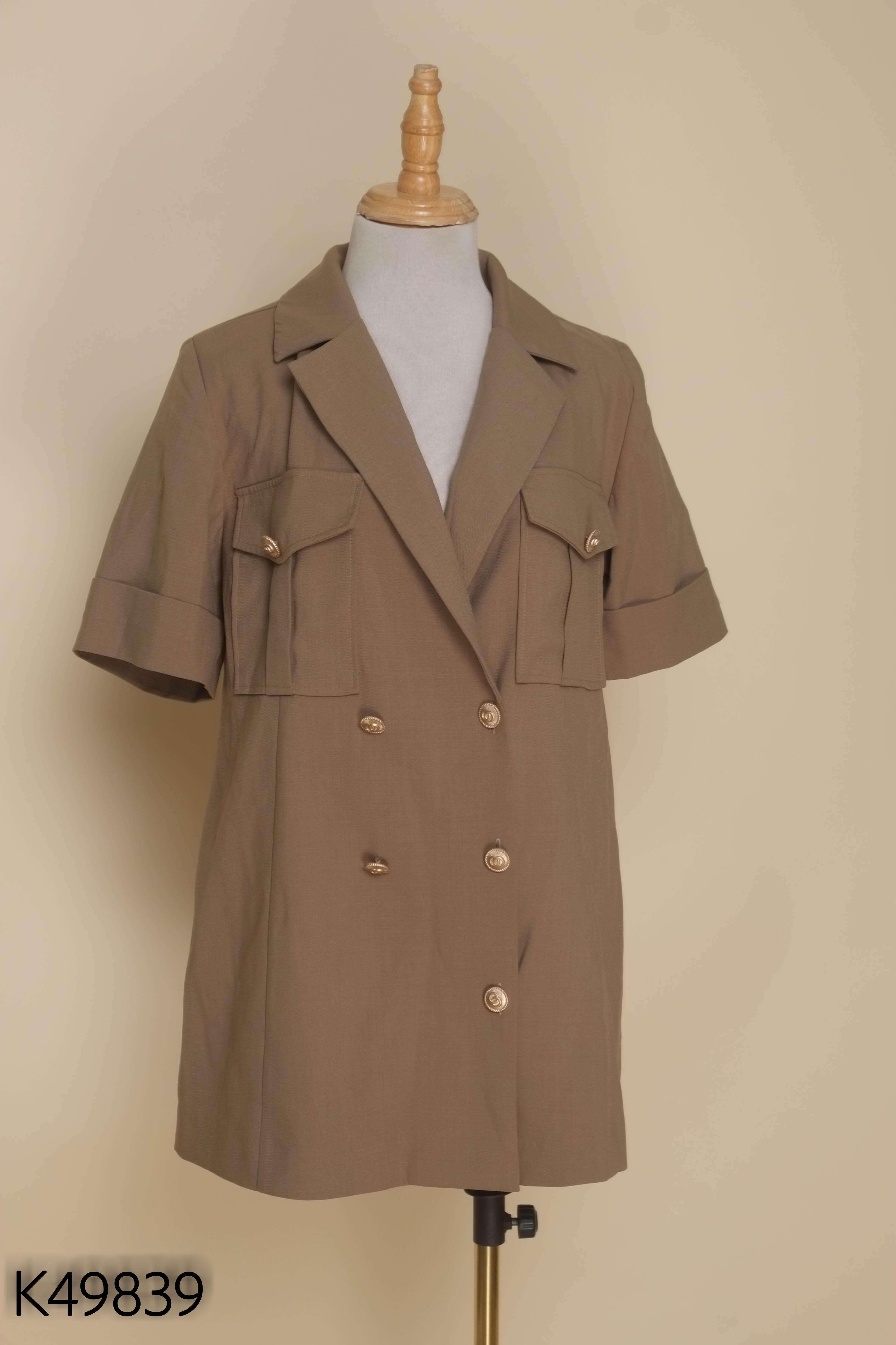 Set áo blazer + quần short nâu trơn