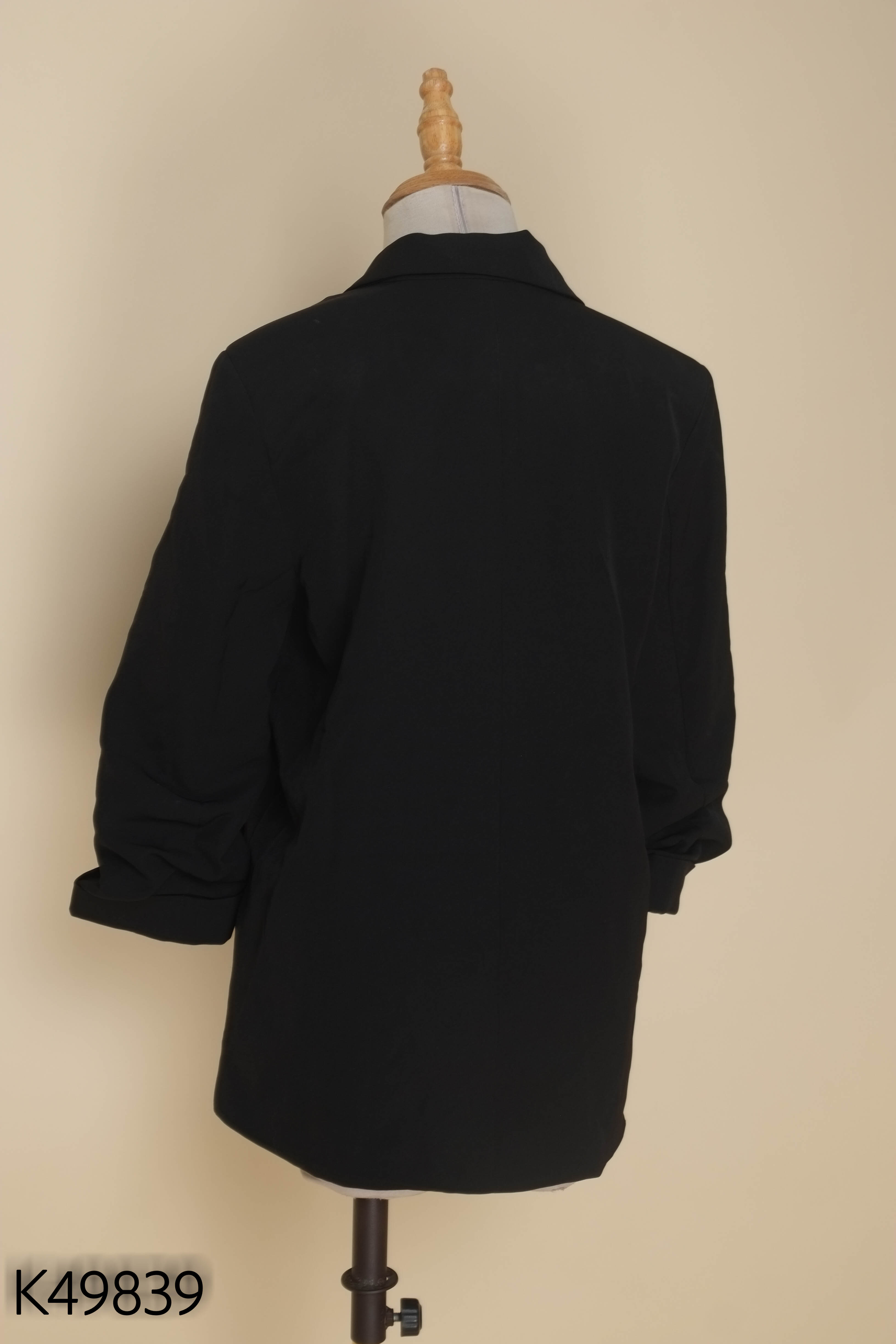 Áo blazer MARC đen trơn