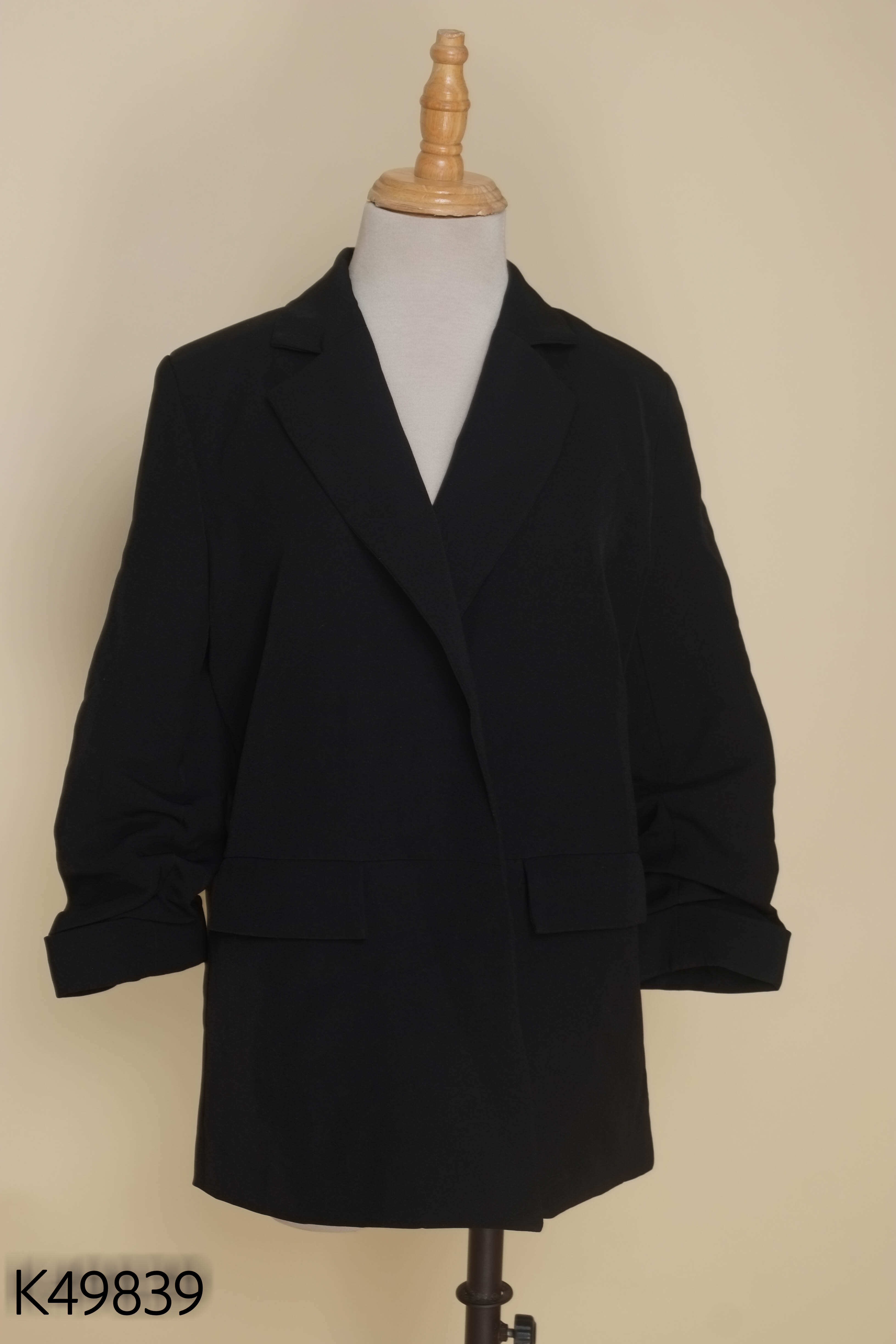 Áo blazer MARC đen trơn