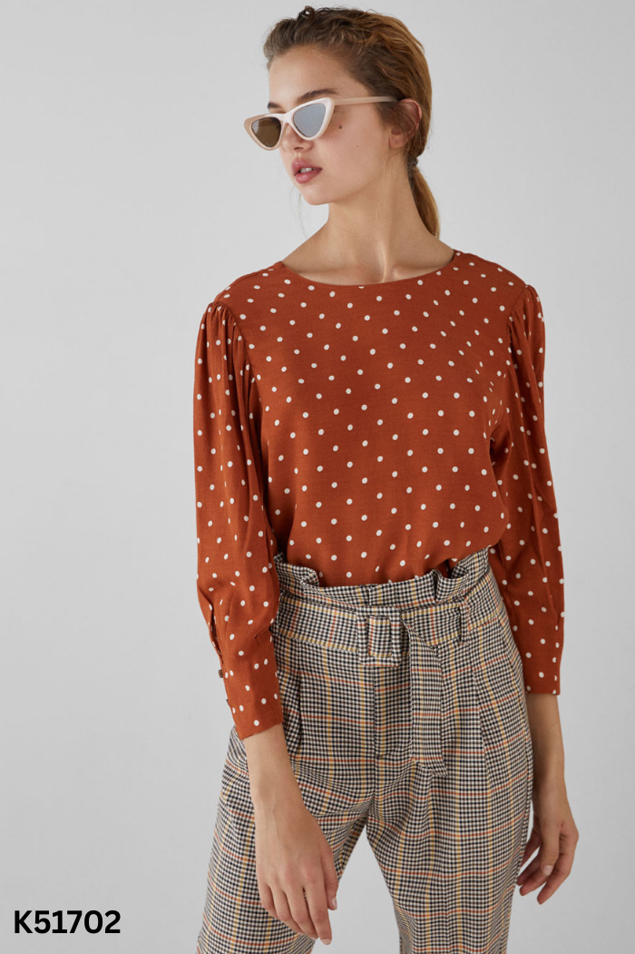 Áo BERSHKA nâu chấm bi trắng