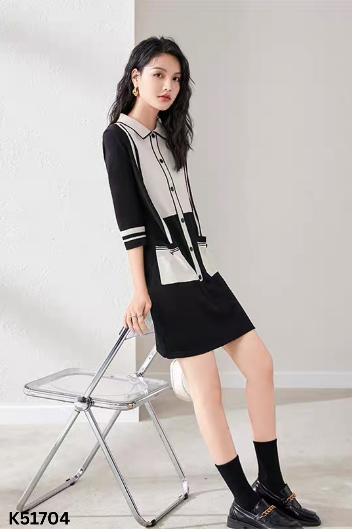 Váy đen nhỡ cổ kem
