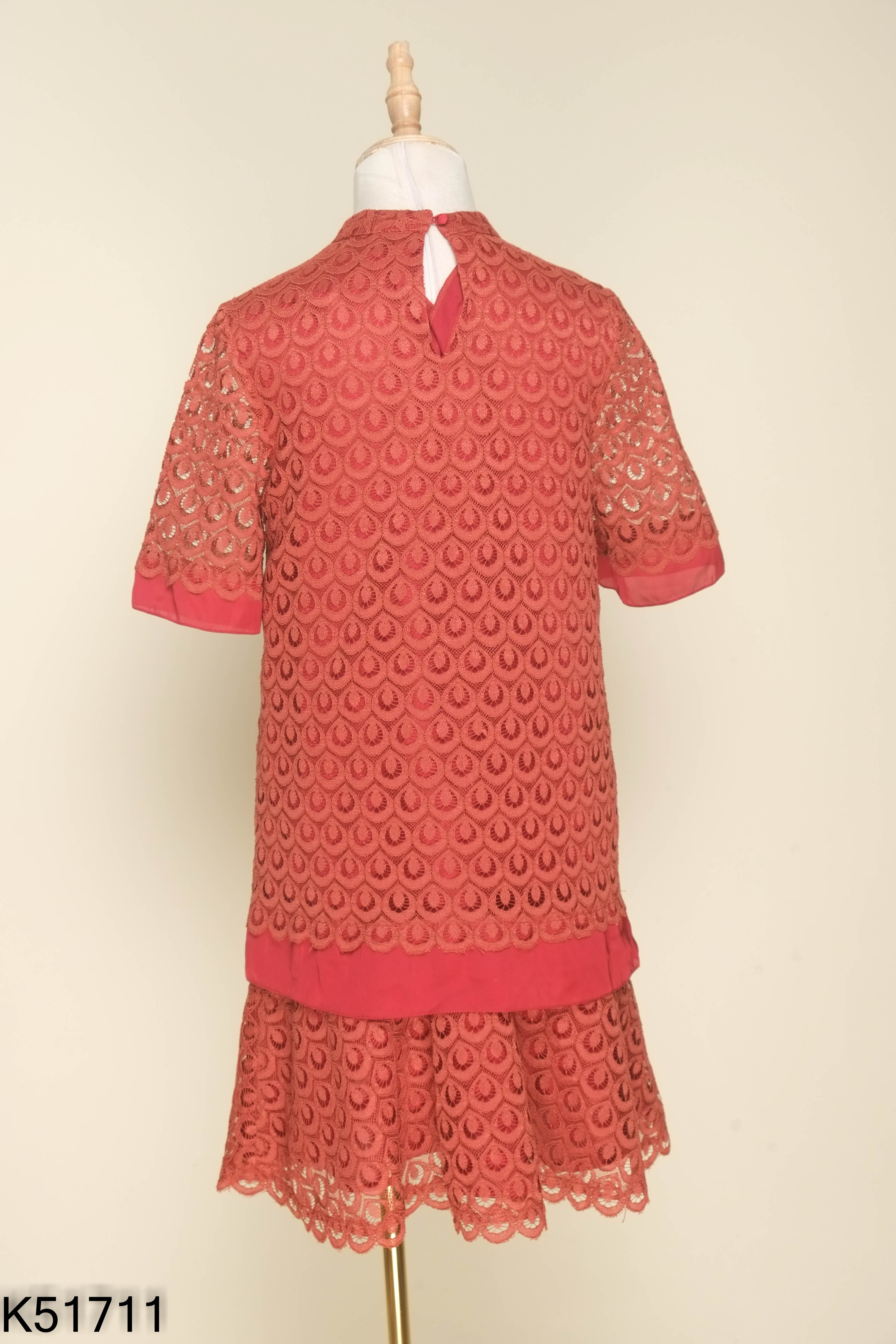 Váy đỏ THE BLUE TSHIRT đỏ ren