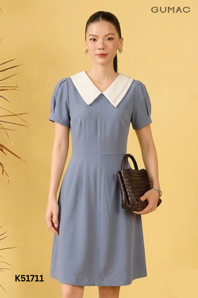 Váy xanh trơn cổ trắng