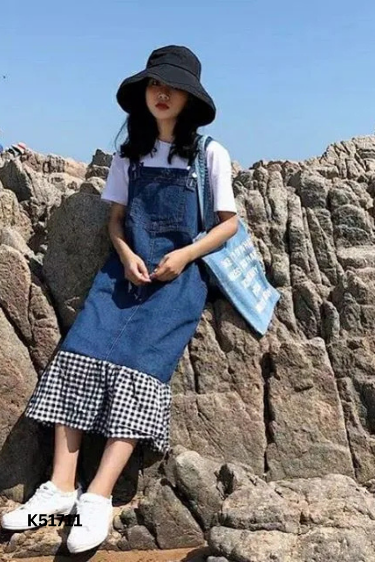 Yếm jeans xanh mix kẻ caro