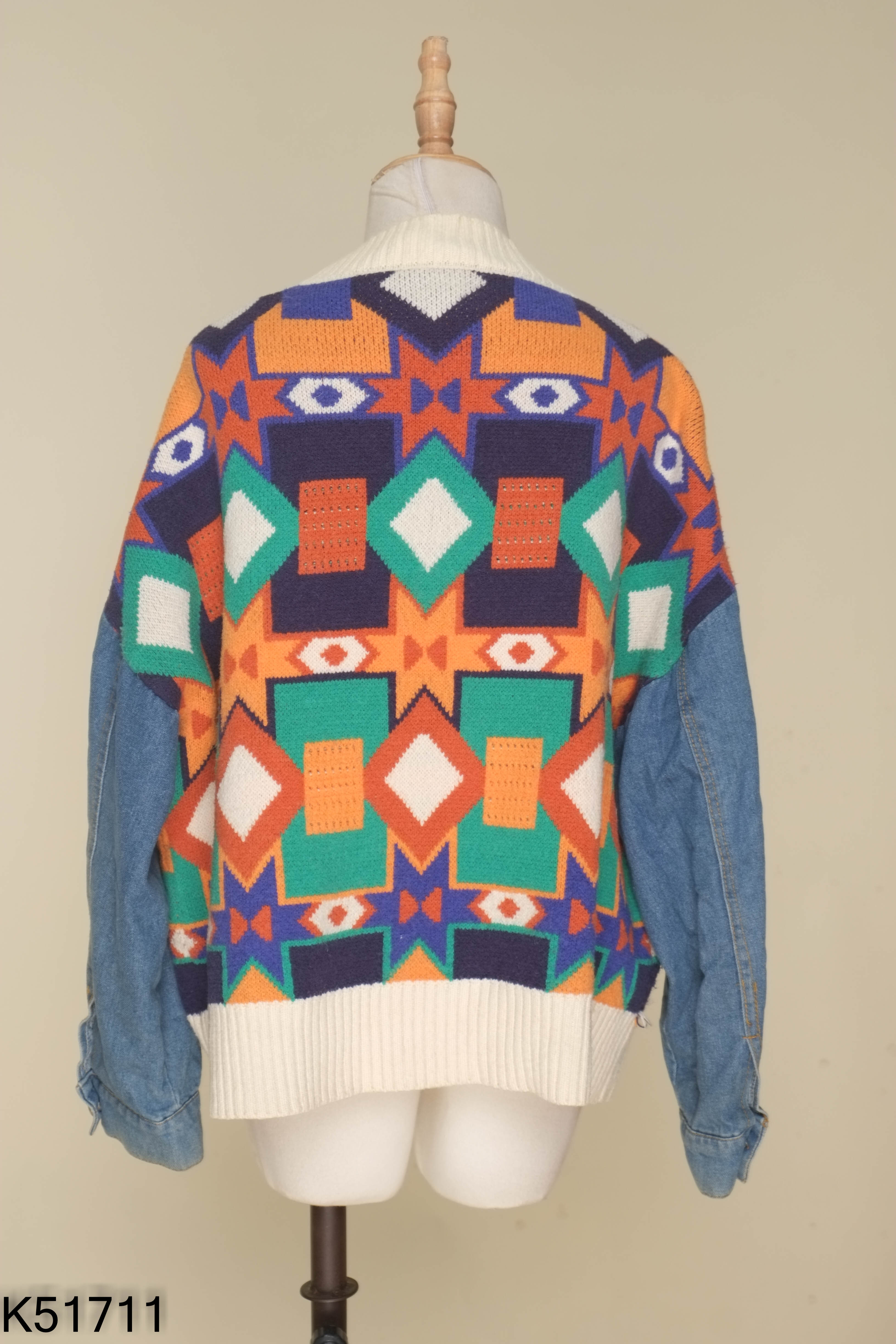 Áo cardigans len màu mix jeans