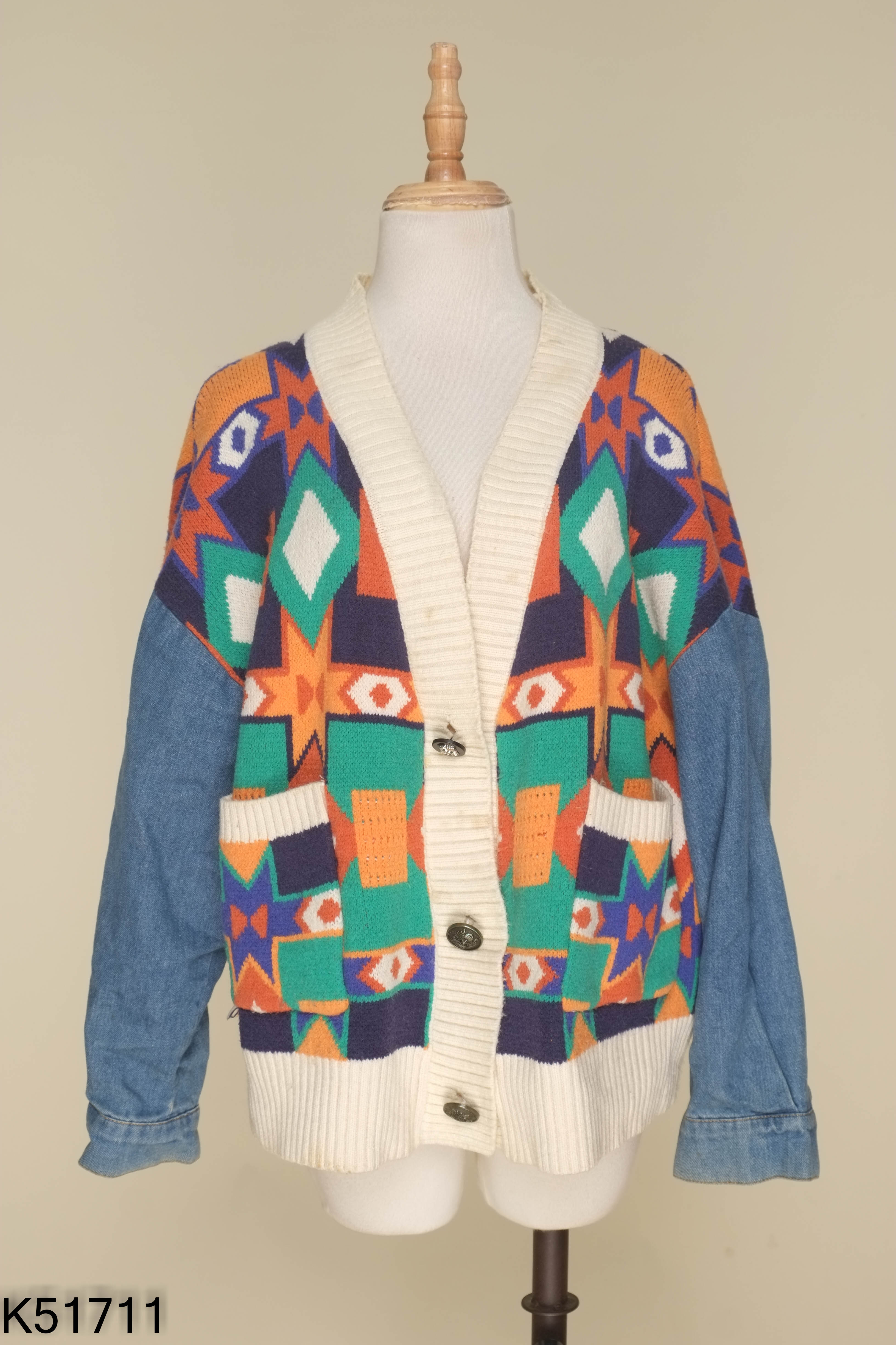 Áo cardigans len màu mix jeans