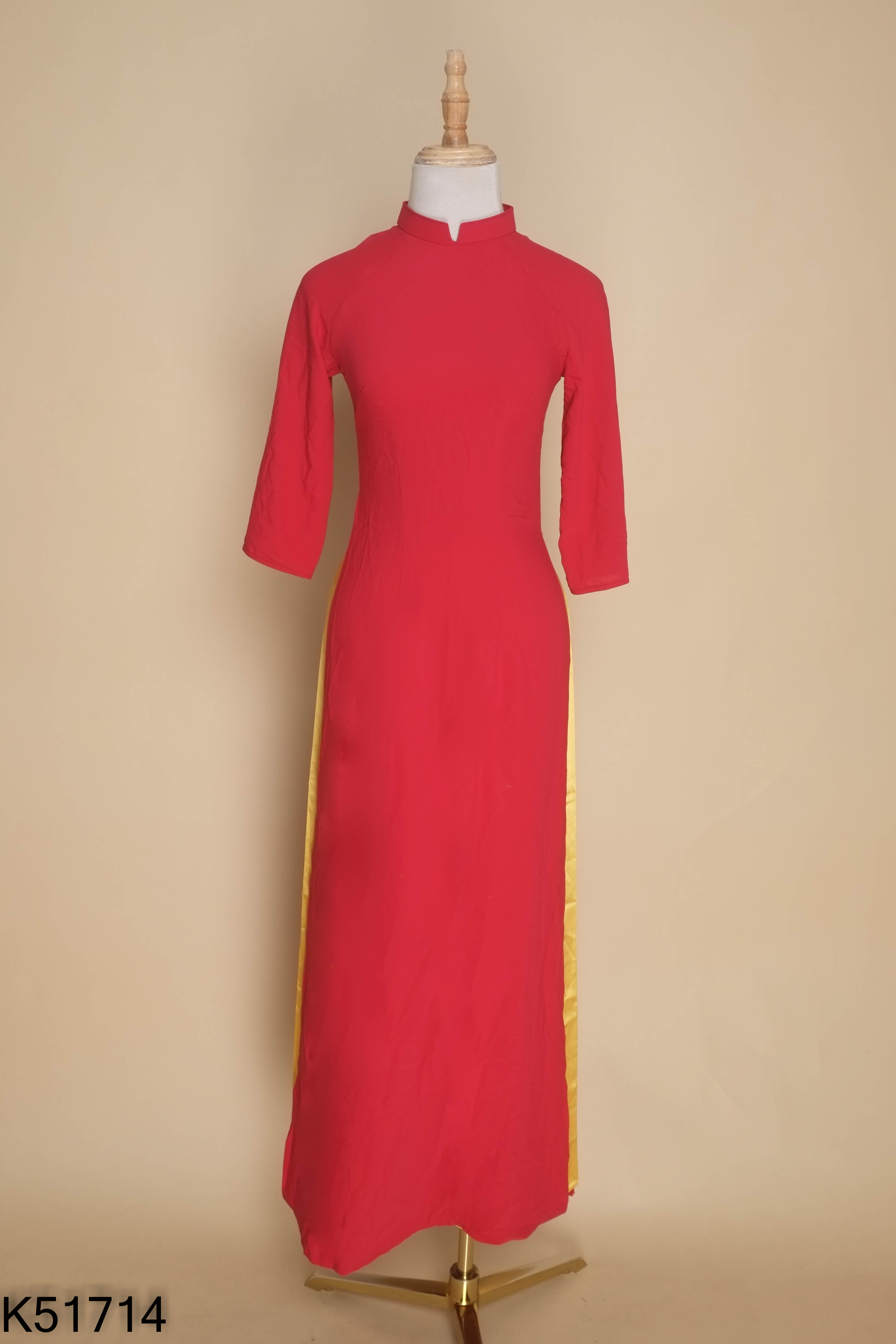 Set áo dài đỏ