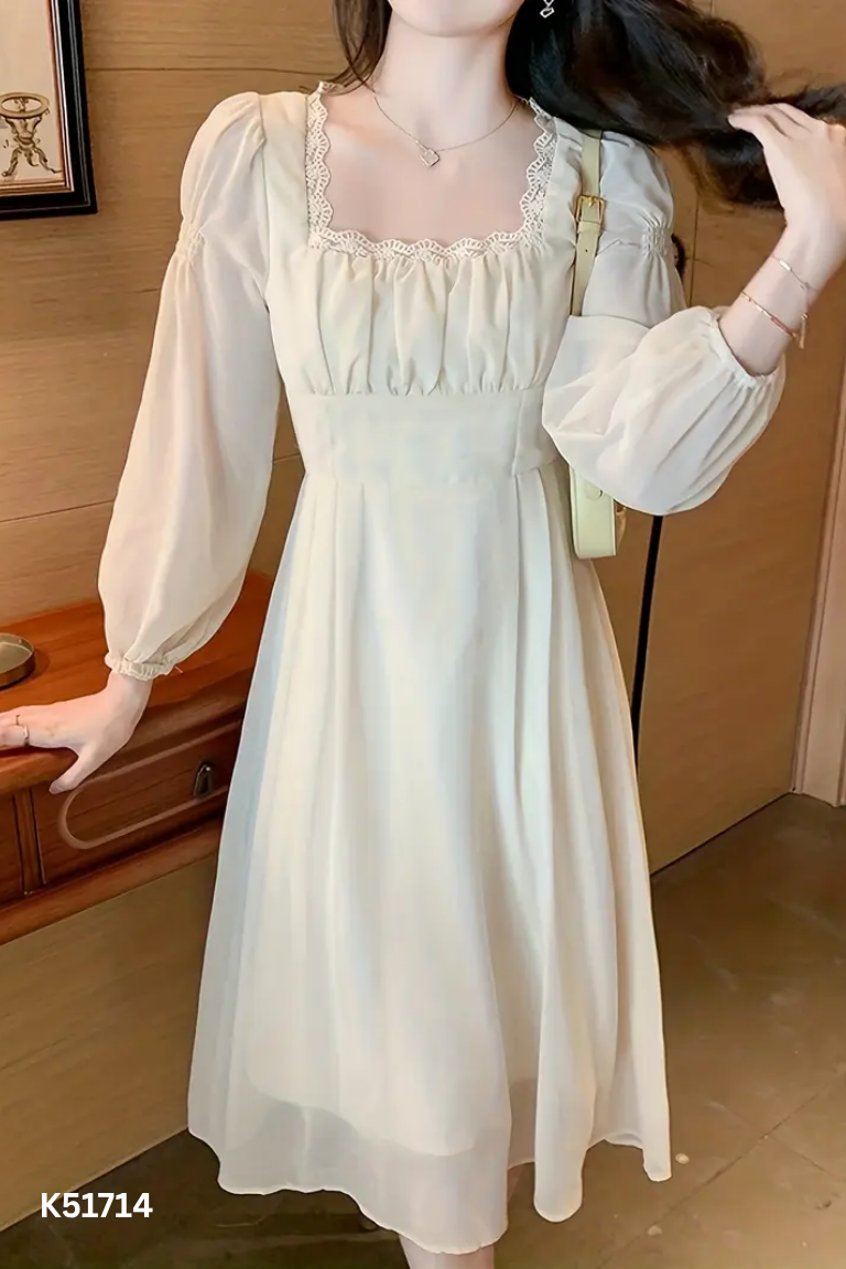 Váy be cổ vuông ren MI HAN